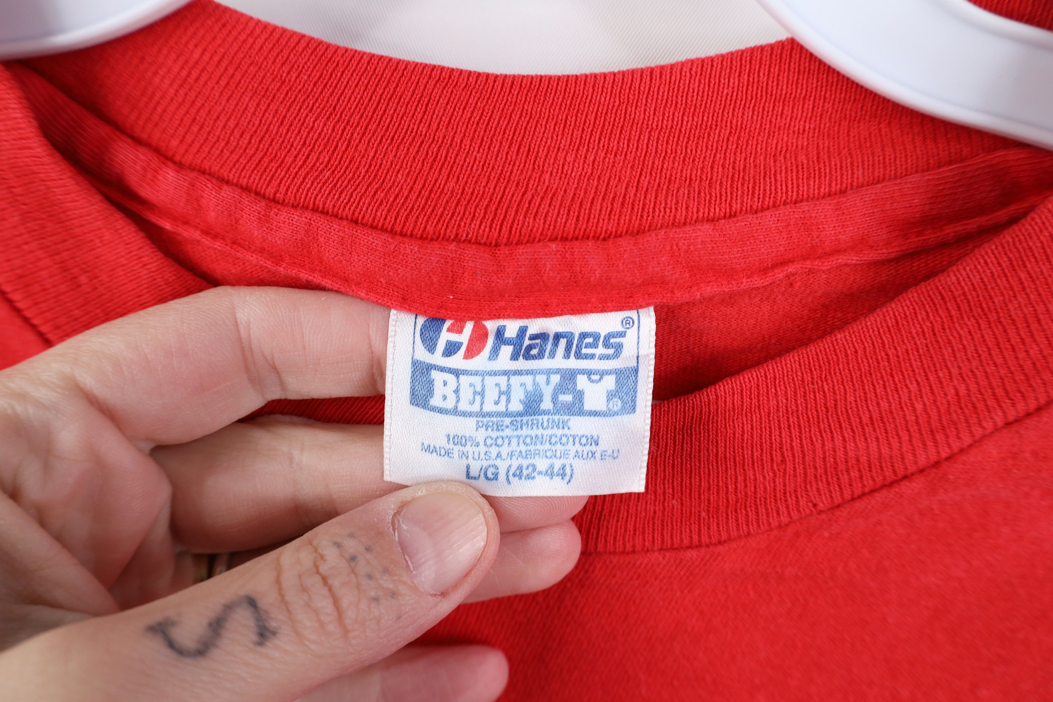Hanes Vintage 90s Hanes Beefy Cotton Long Sleeve T-Shirt Red USA Size US L / EU 52-54 / 3 - 11 Thumbnail