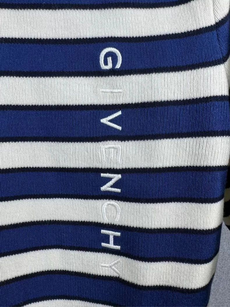 Givenchy Givenchy Givenchy Blue Striped Knit Sweater Size S -2507 Size US S / EU 44-46 / 1 - 4 Thumbnail