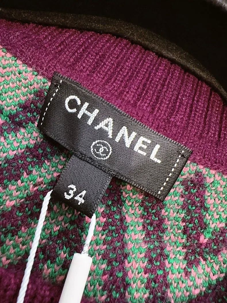 Chanel Chanel 21K knitted large logo wavy v-pattern purple long-s Size XXS / US 00 / IT 34 - 4 Thumbnail