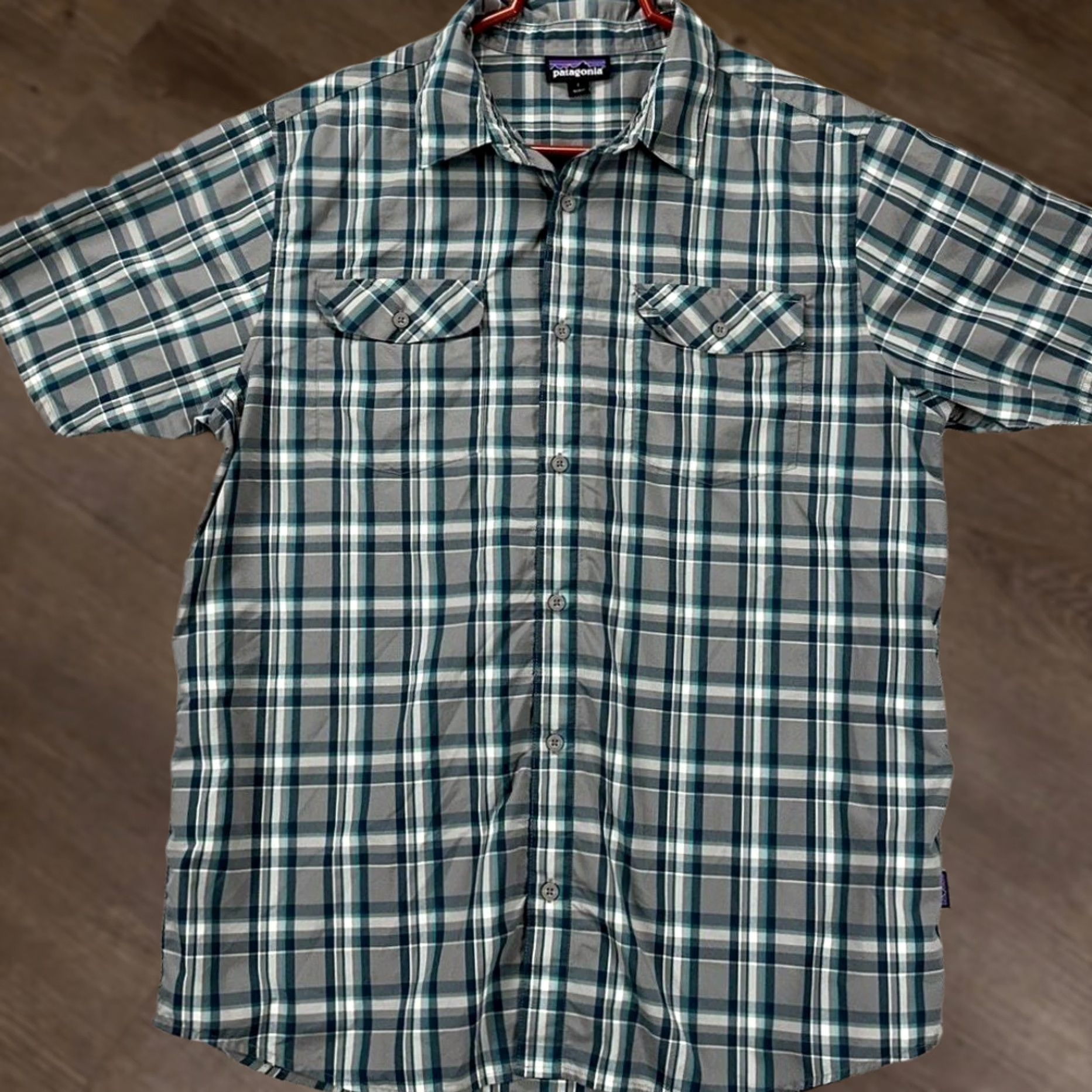 Patagonia Patagonia Shirt Mens Large Teal Grey Plaid Button Up Short Sleeve Pockets Outdoor Size US L / EU 52-54 / 3 - 1 Thumbnail