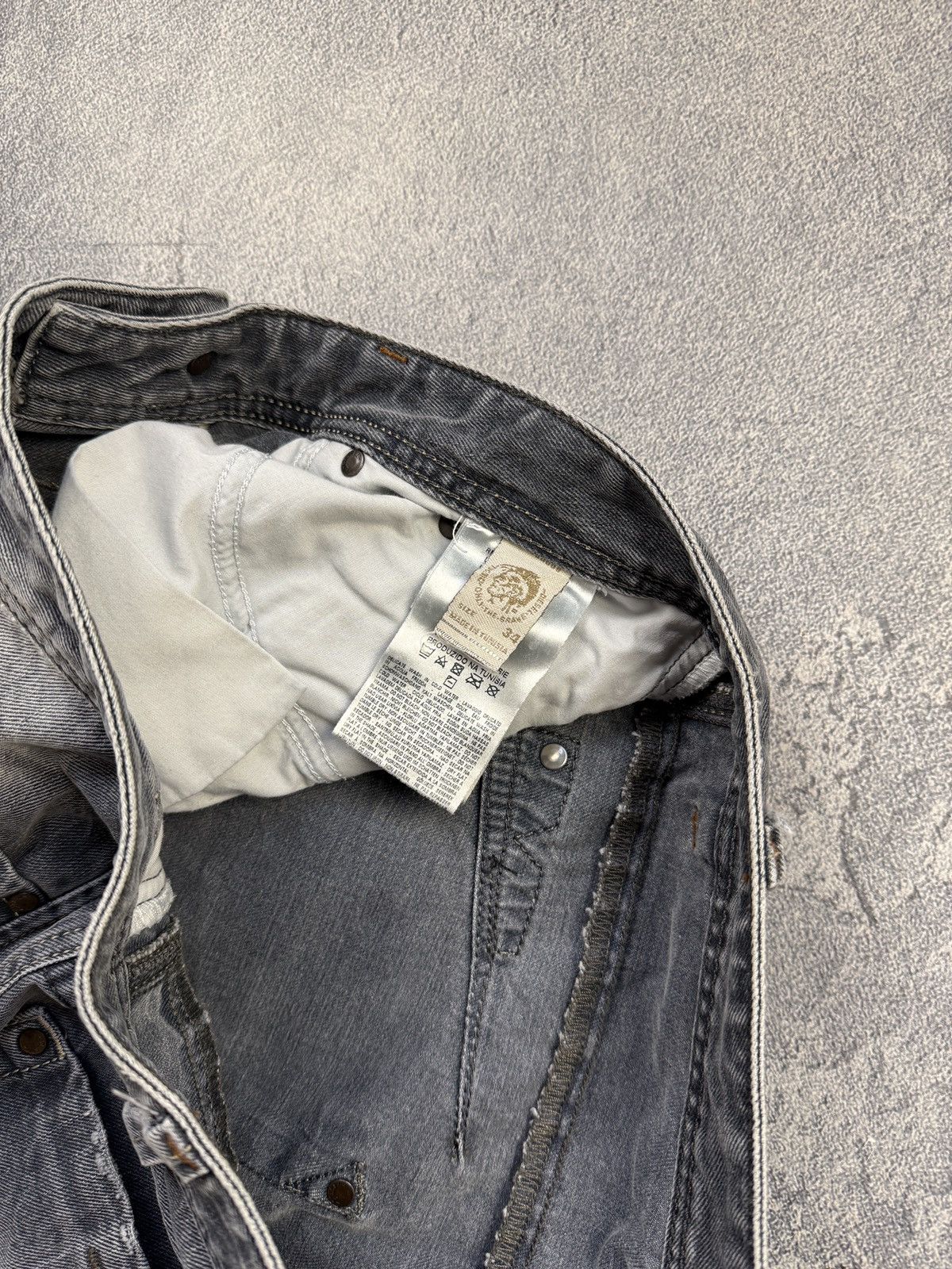 Diesel Vintage Diesel Jeans Distressed Faded Flared Wide Baggy Y2K Size US 34 / EU 50 - 10 Thumbnail