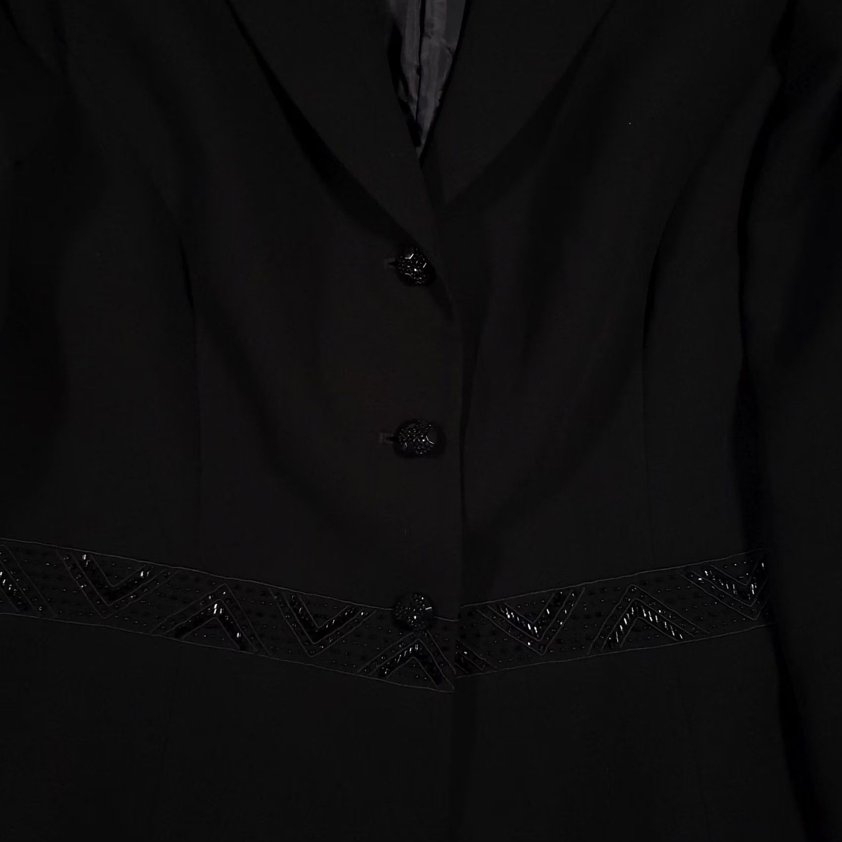 Vintage Le Suit Blazer Jacket Women 16 Black Shoulder Pads Three Button Lined Beaded Size XXL / US 16-18 / IT 52-54 - 4 Thumbnail