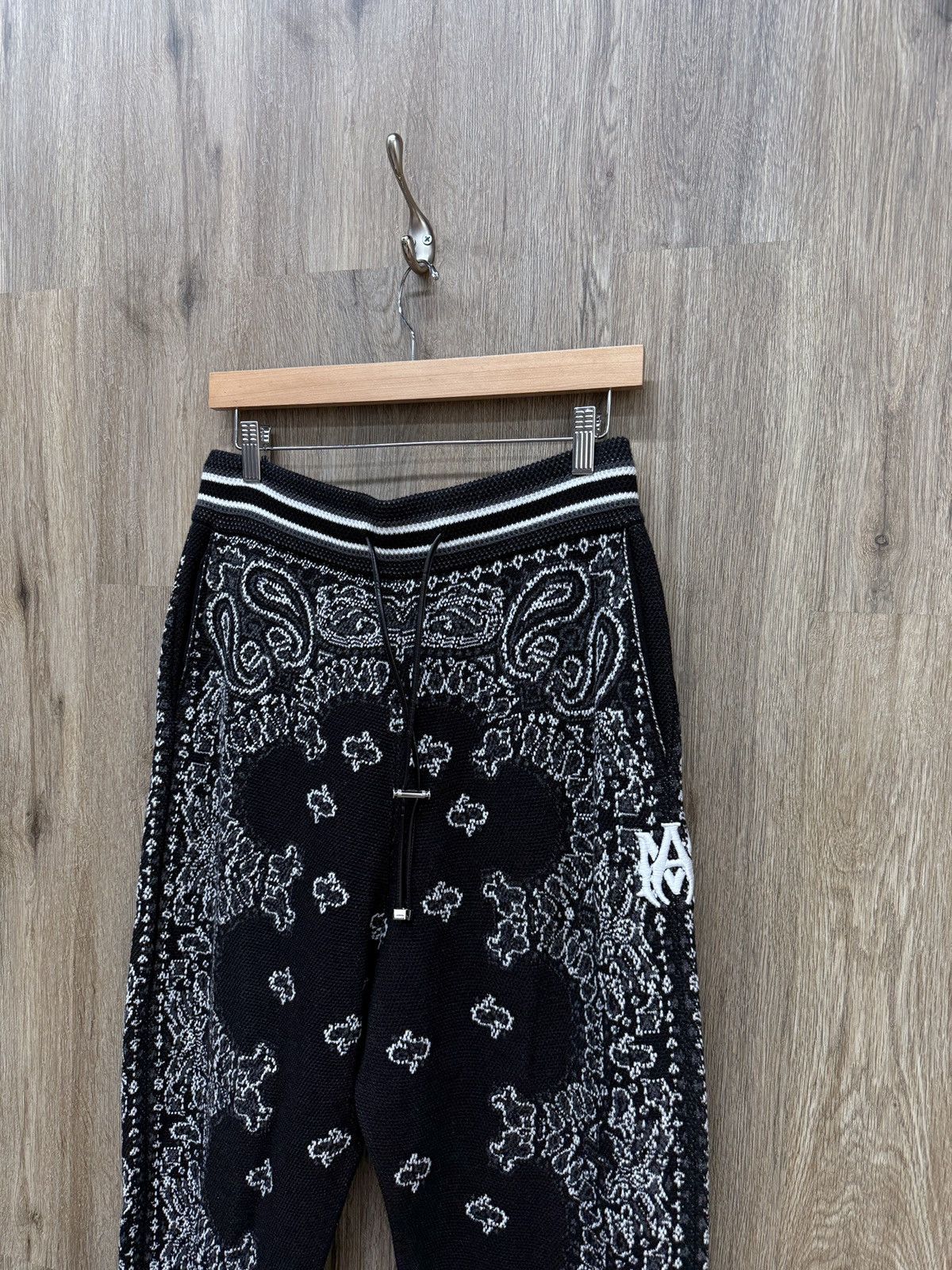 Amiri Amiri Black Bandana Sweatpants Size US 32 / EU 48 - 2 Thumbnail