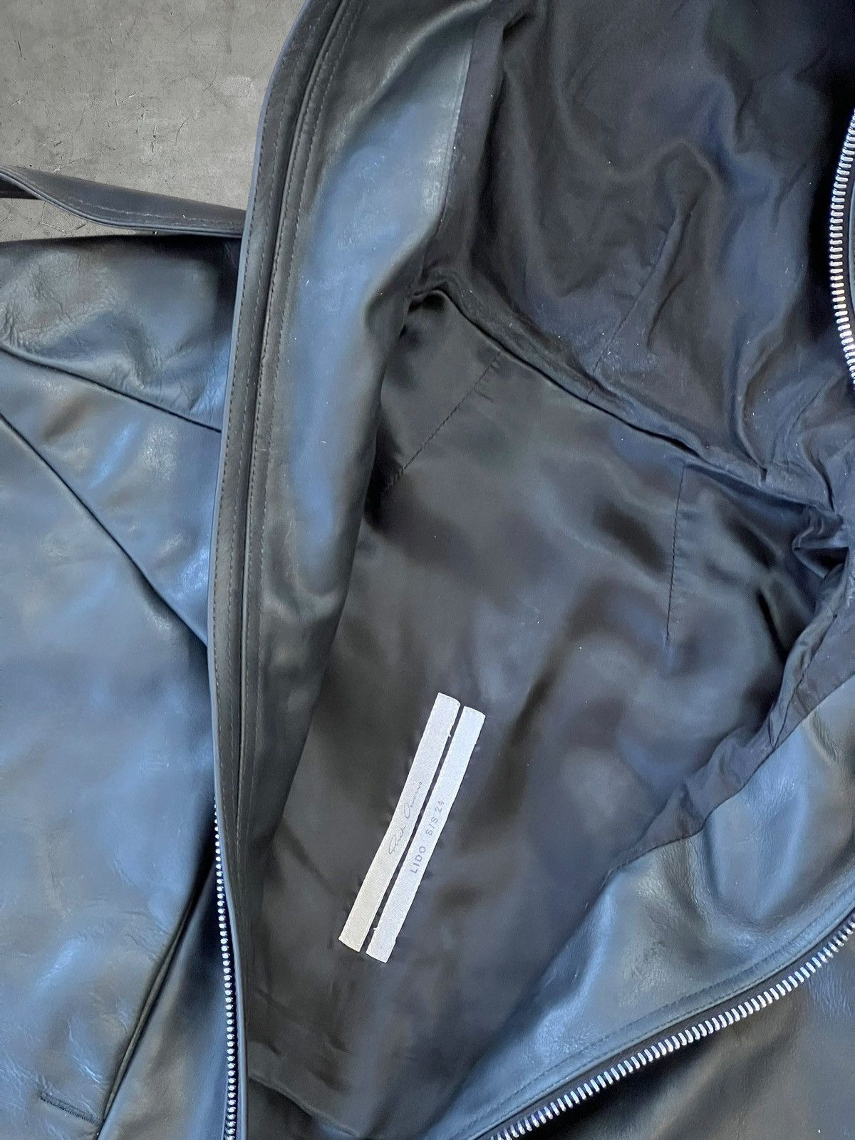Rick Owens SS/24 Rick Owens Runway Sleeveless Leather Jacket Size US L / EU 52-54 / 3 - 12 Thumbnail