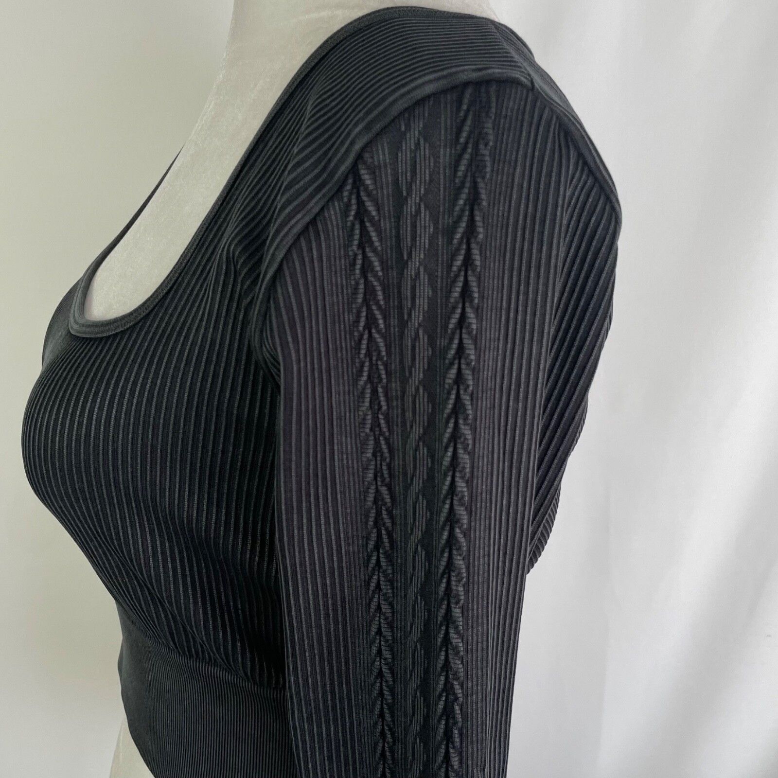American Eagle Outfitters Aerie Seamless Square Neck Long Sleeve Cable Crop Top Size L / US 10 / IT 46 - 6 Thumbnail
