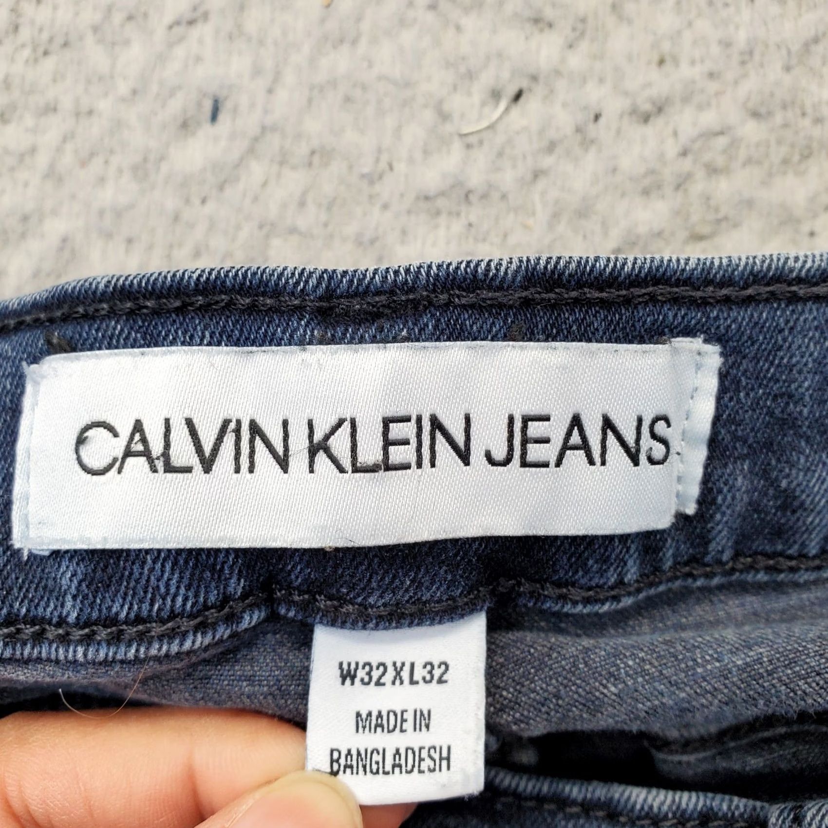 Calvin Klein Calvin Klein Womens Jeans 32 Womens Denim Medium Wash Straight Leg Blue 5-Pocket 32x32 Regular Fit Jeans Size 24" / US 00 / IT 34 - 7 Thumbnail