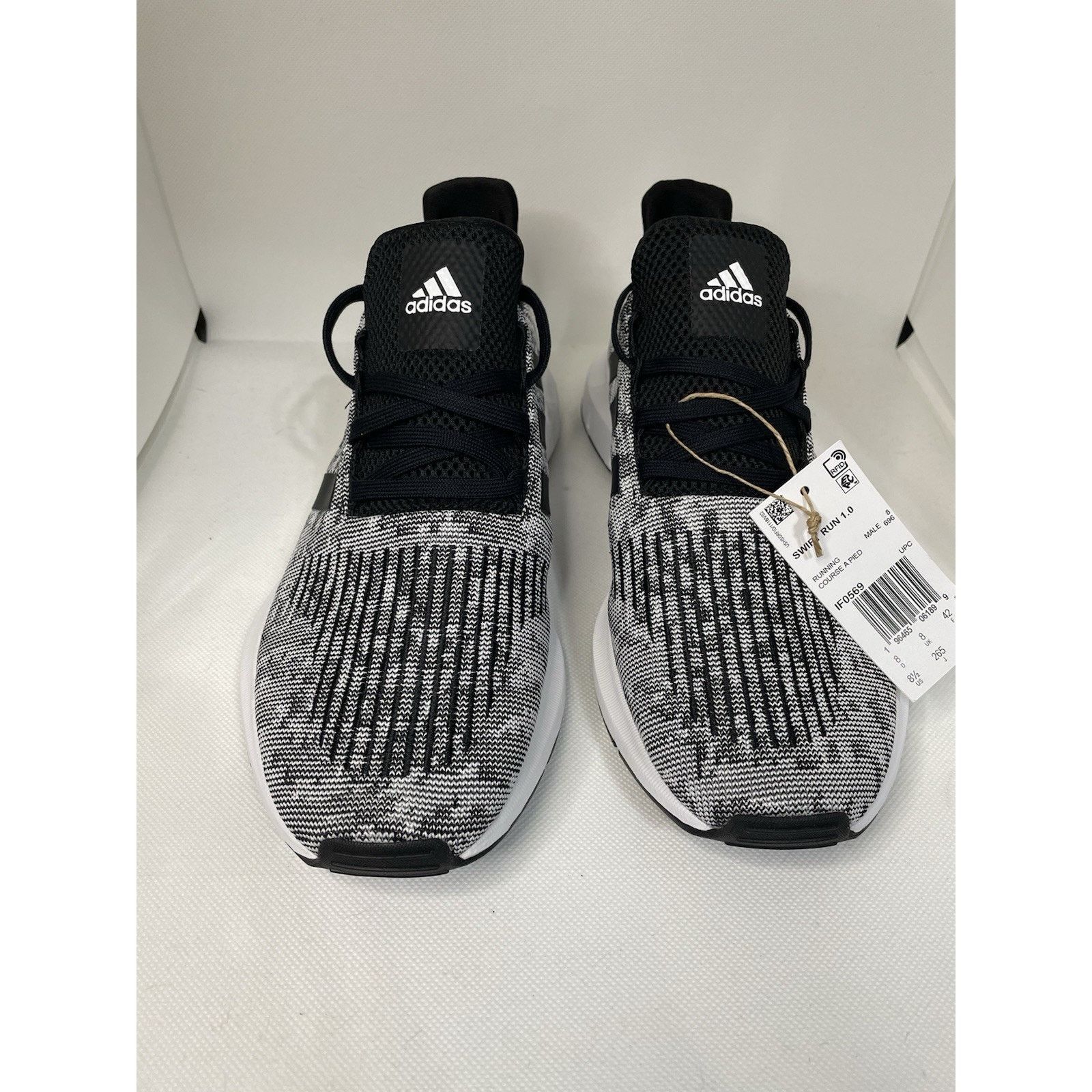 Adidas BNWT Adidas Swift Run 1.0 Black White - Mens 8.5 Size US 8 / EU 41 - 2 Thumbnail