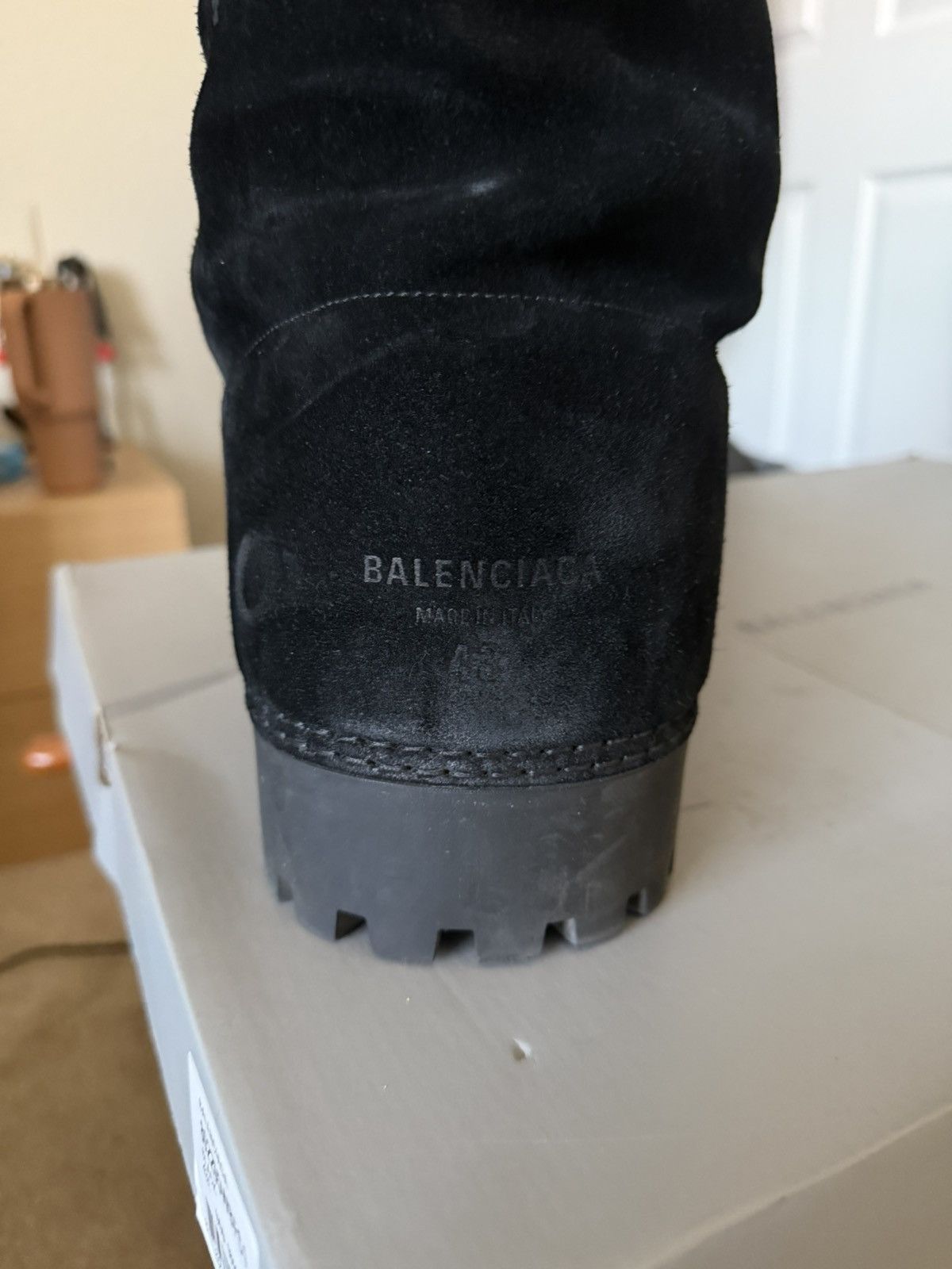 Balenciaga Balenciaga Black Hightop LA Alaska Boot Size US 10 / EU 43 - 14 Thumbnail