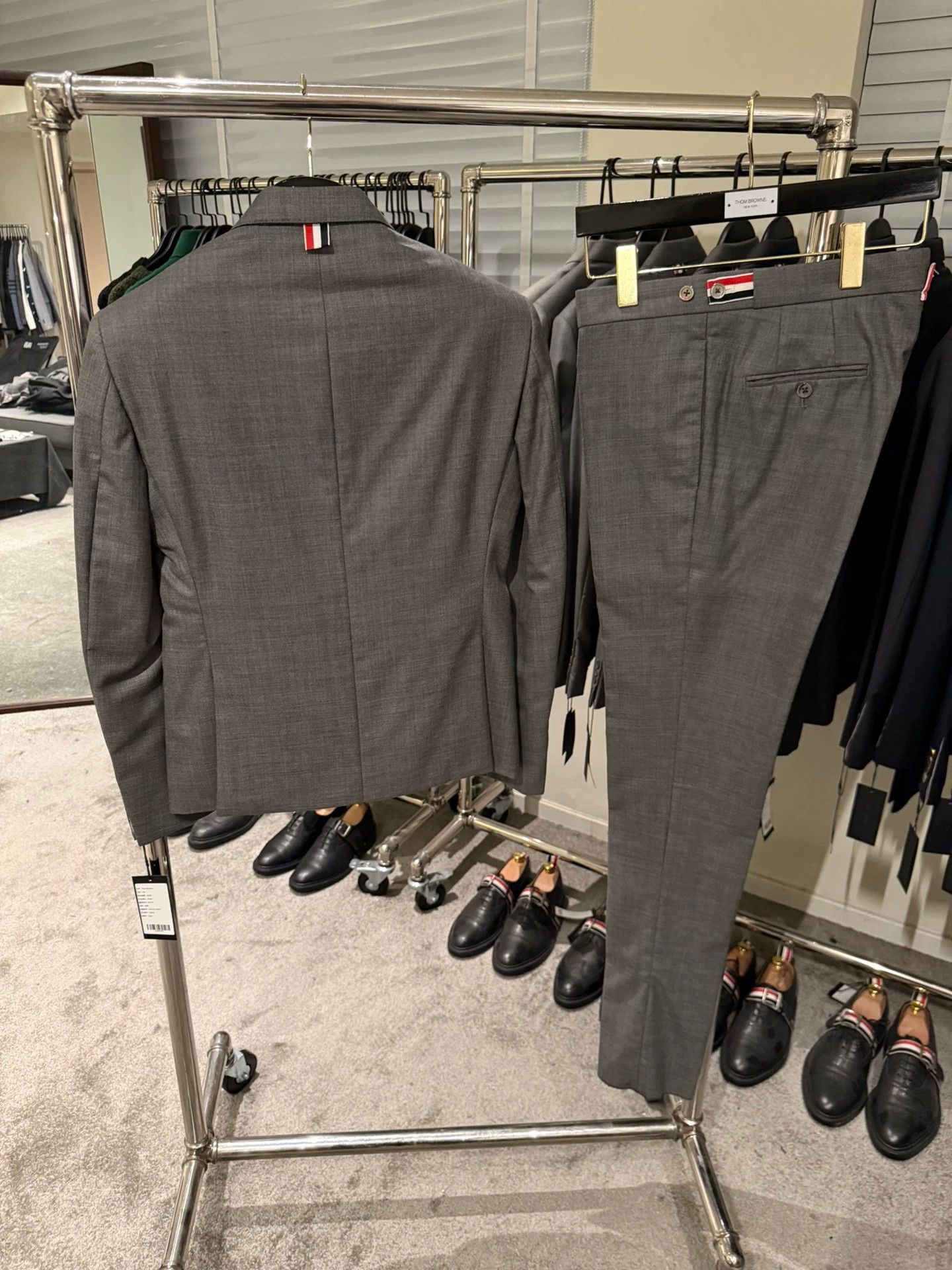 Thom Browne Thom Browne Classic Mid Gray Slim Fit Suit Size 1 Size US S / EU 44-46 / 1 - 2 Thumbnail