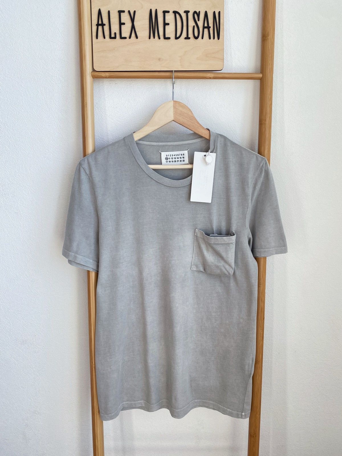 Maison Margiela MAISON MARTIN MARGIELA SS10 Smokers Pocket t-shirt Size US S / EU 44-46 / 1 - 11 Thumbnail