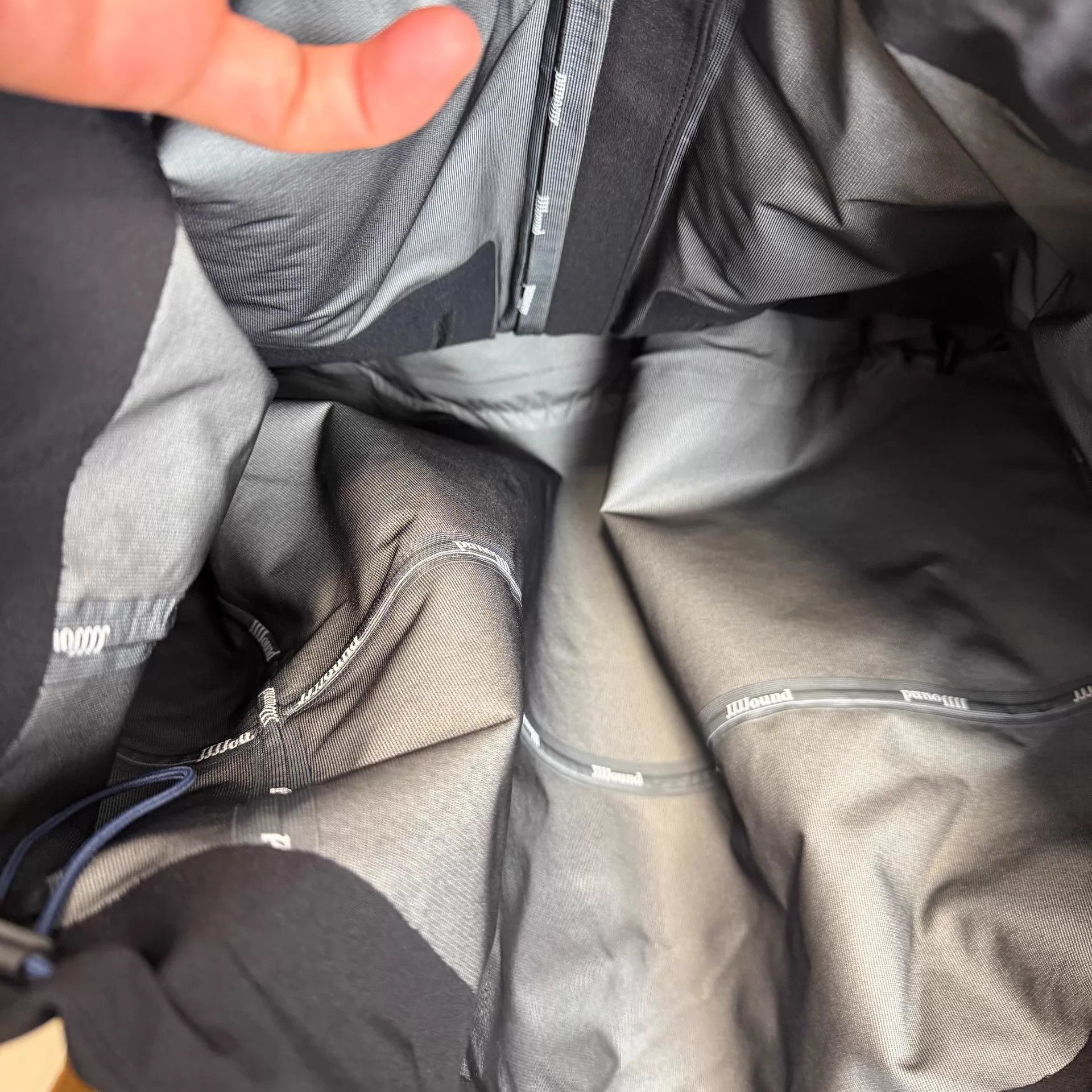 Descente JJJJound x DESCENTE ALLTERRAIN Black & Blue Shell Jacket XXL Size US XL / EU 56 / 4 - 8 Thumbnail