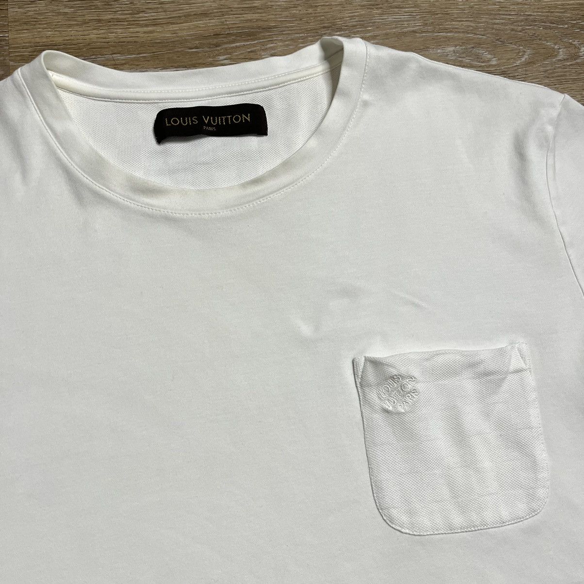 Louis Vuitton louis vuitton damier pocket tee Size US XL / EU 56 / 4 - 3 Thumbnail