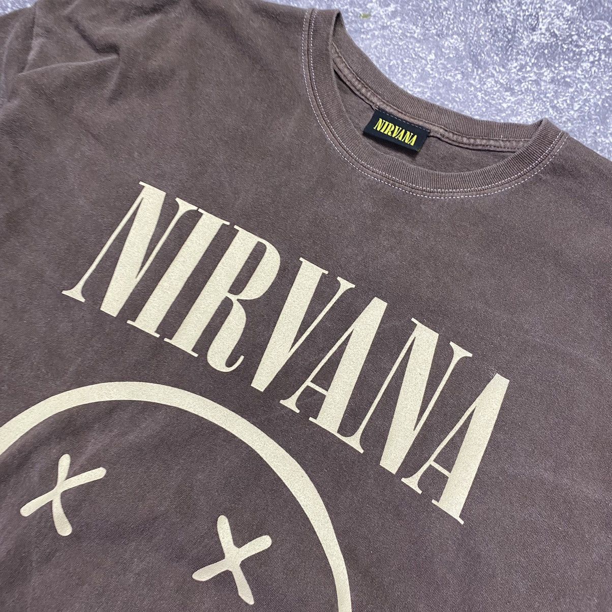 Band Tees Vintage Nirvana Big Logo Rock band Kurt Cobain tee Size US XL / EU 56 / 4 - 3 Thumbnail