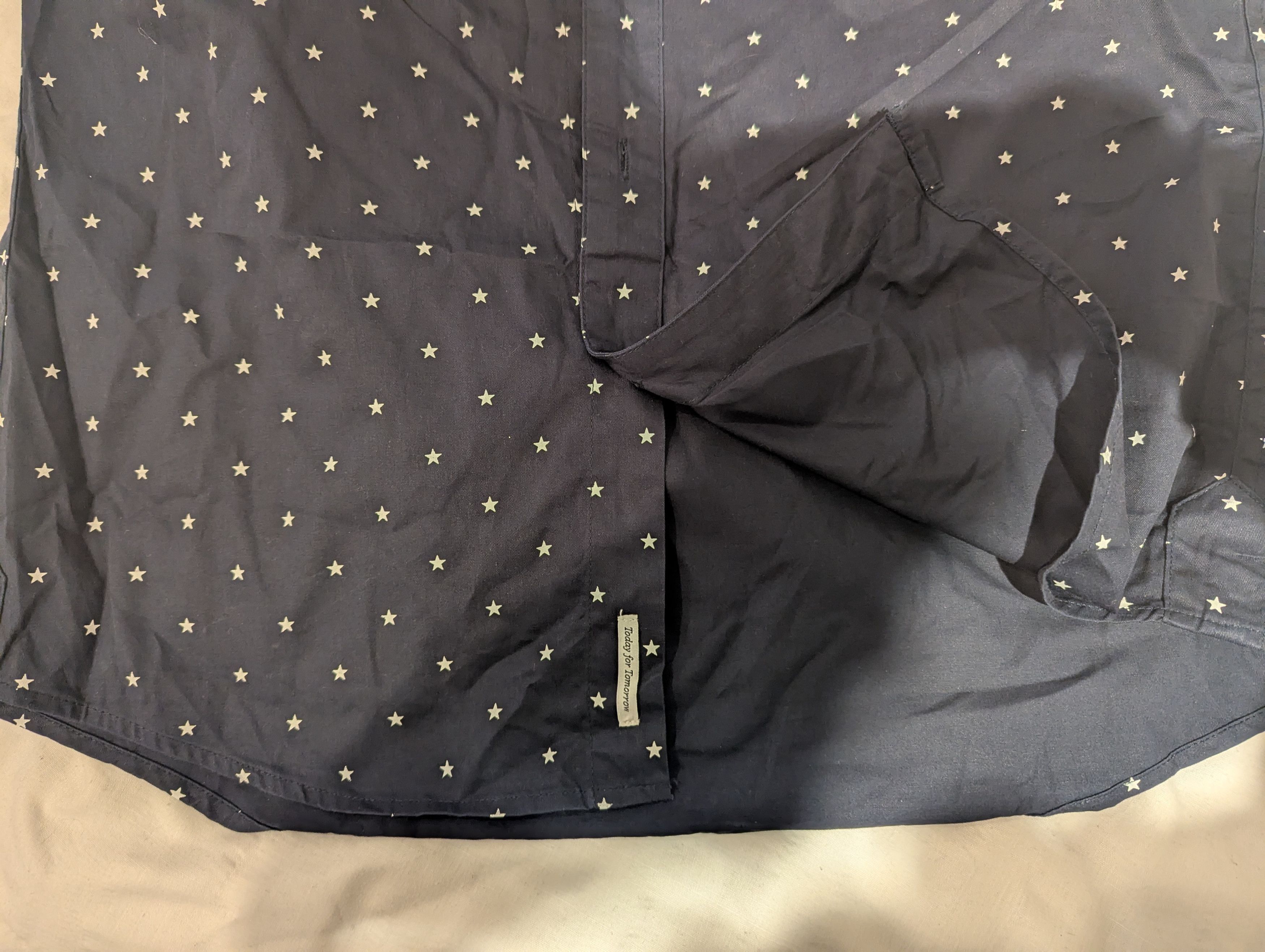 Publish Short sleeve button up stars pattern Size US S / EU 44-46 / 1 - 4 Thumbnail