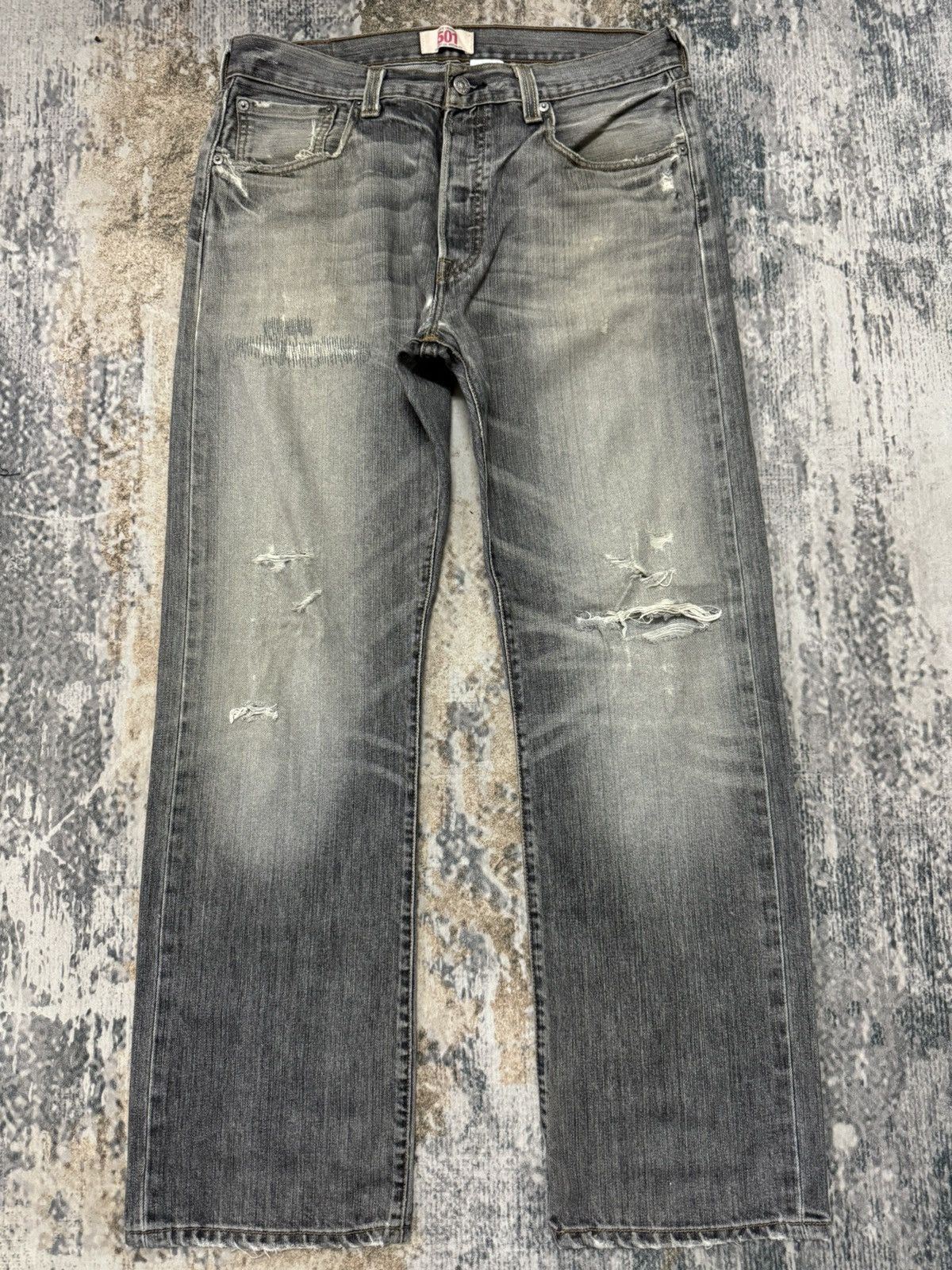 Levi's Levis 501 Distressed Button Denim Jeans Size US 32 / EU 48 - 1 Thumbnail