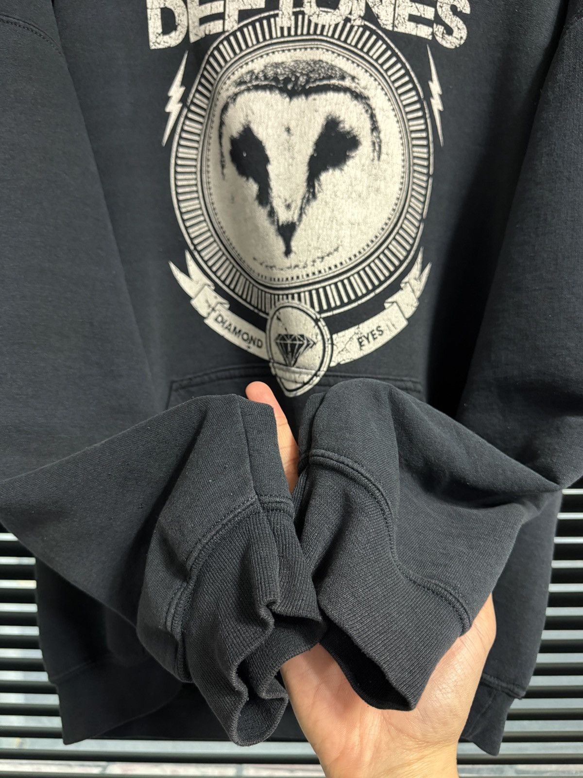 Vintage Vintage Deftones Hoodie Diamond Eyes Tour 2010 Size US L / EU 52-54 / 3 - 9 Thumbnail