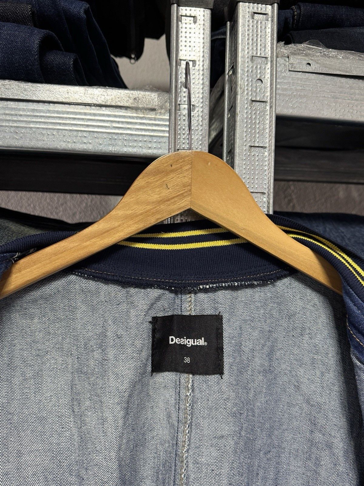 Desigual Desigual Pakaian Jadi Wanita Denim Wool Jacket Size EU 38 Size S / US 4 / IT 40 - 7 Thumbnail