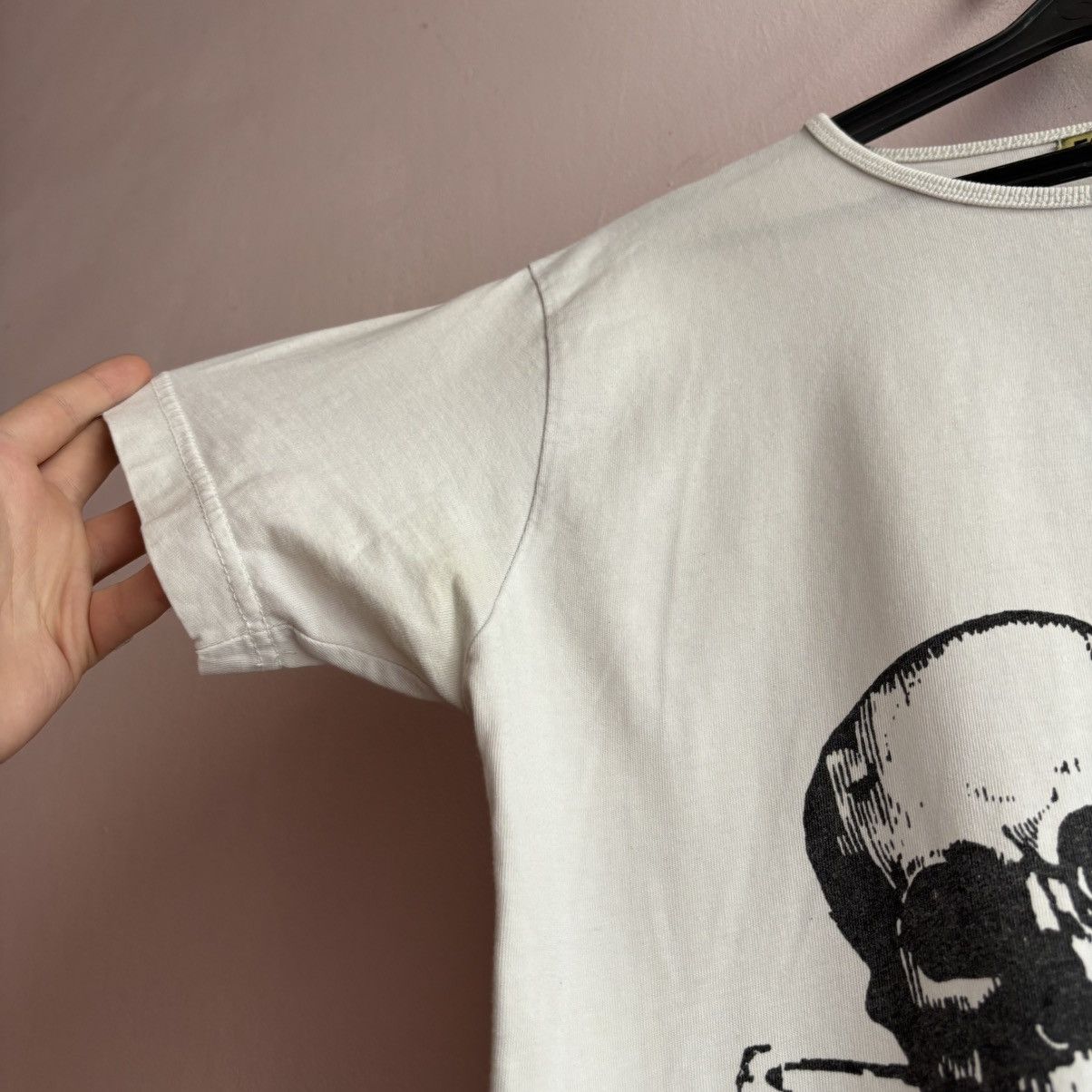 Japanese Brand ESTWEST Japanese Brand Skulls & Crossbones Slim Fit T-Shirt Size US M / EU 48-50 / 2 - 5 Thumbnail