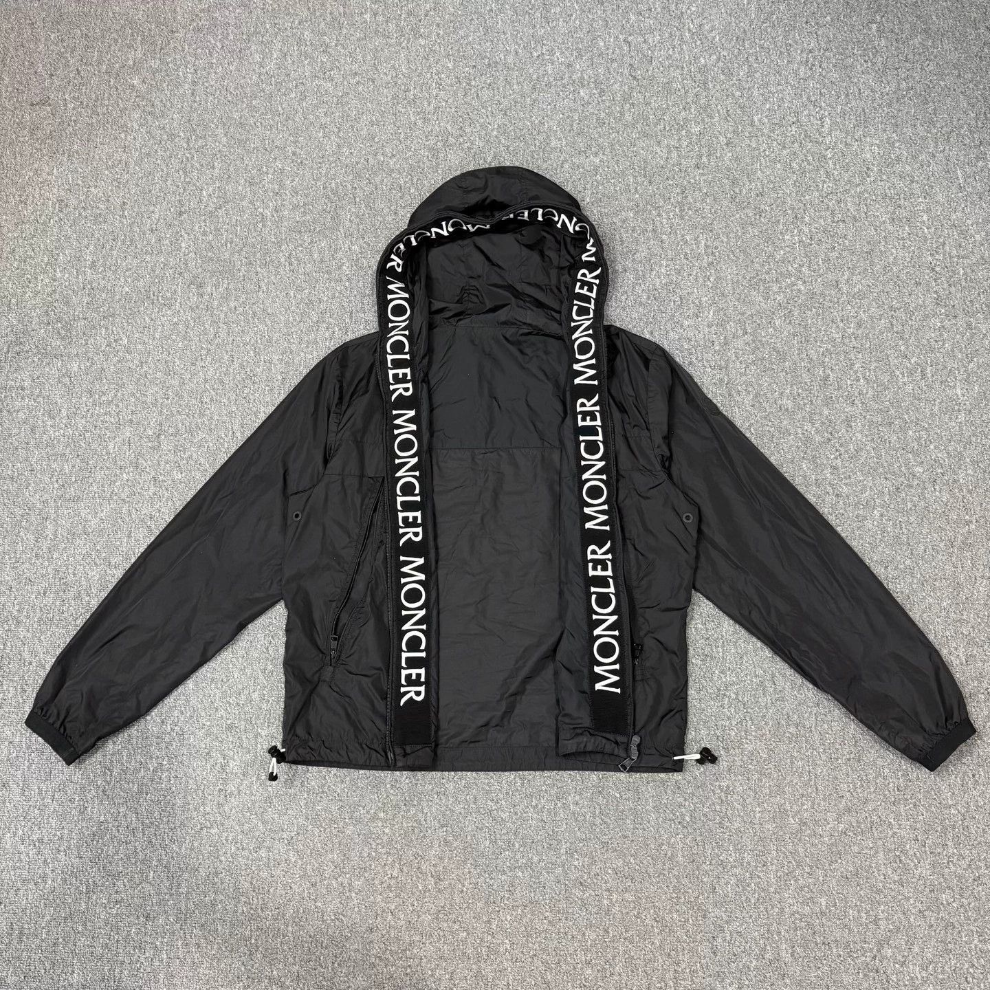 Moncler Moncler Black Logo Placket Jacket Size 2 Mint Size US M / EU 48-50 / 2 - 3 Thumbnail