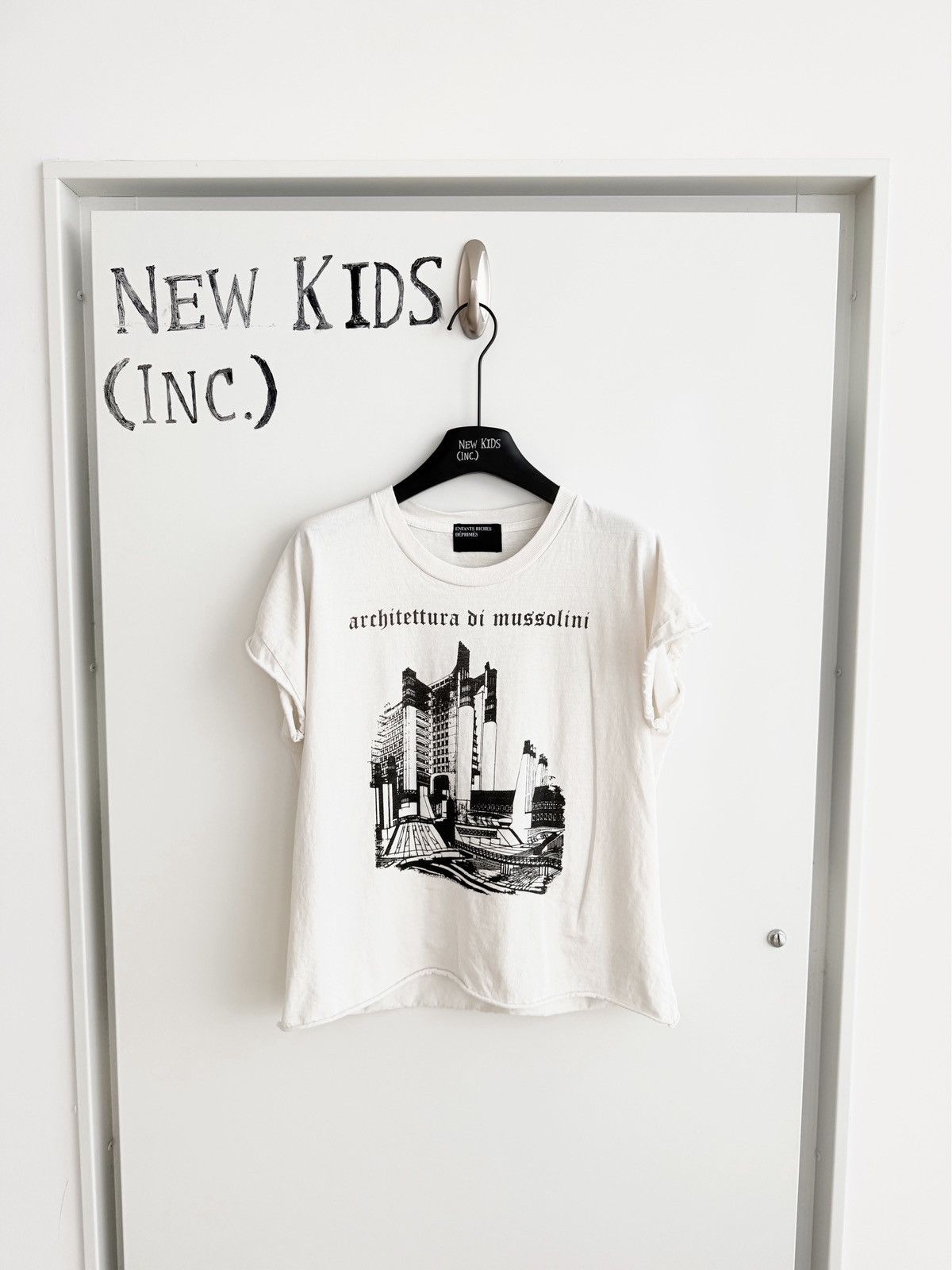 Enfants Riches Deprimes ARCHITETTURA di Mussolini T-Shirt