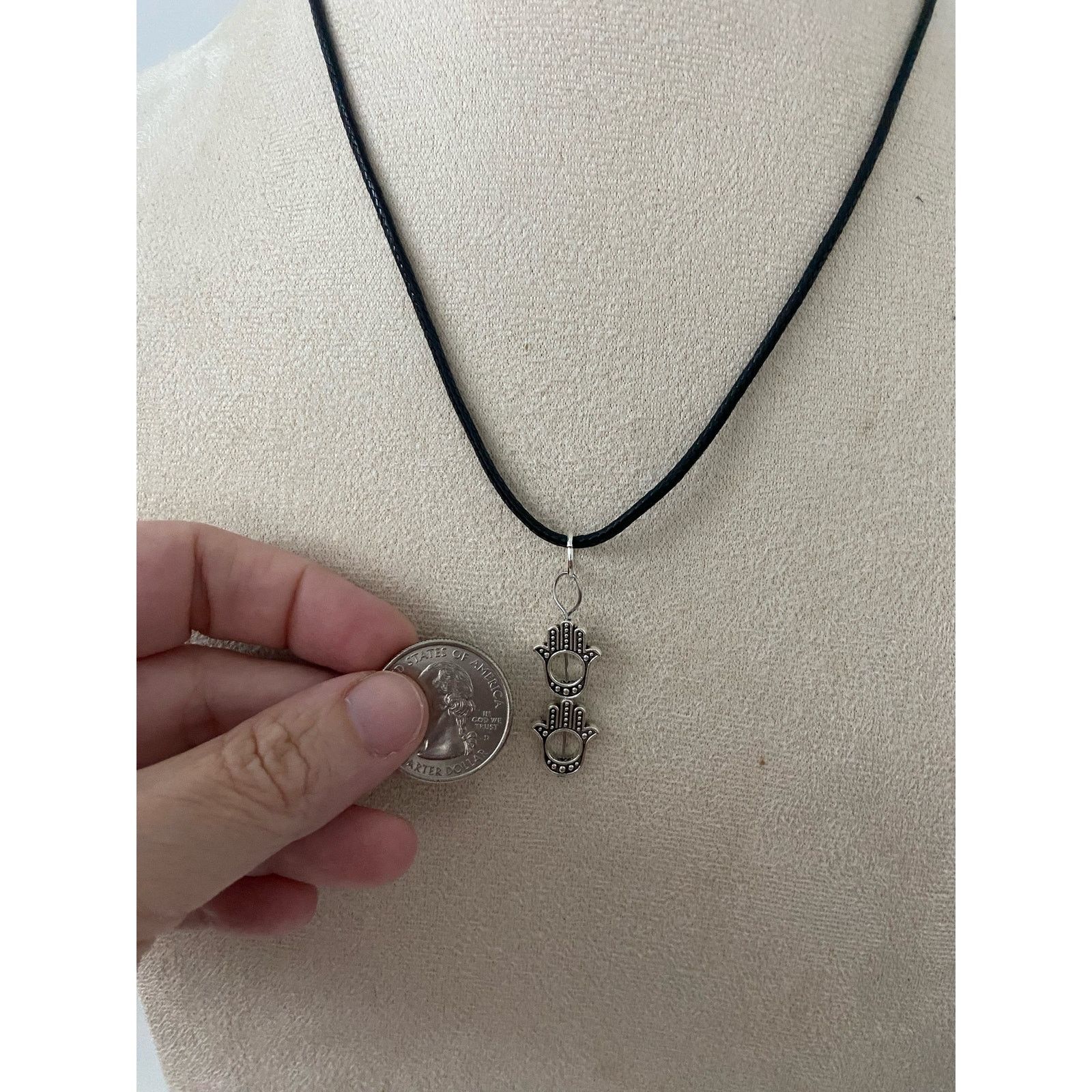 Handmade hamsa pendant necklace Size ONE SIZE - 2 Thumbnail