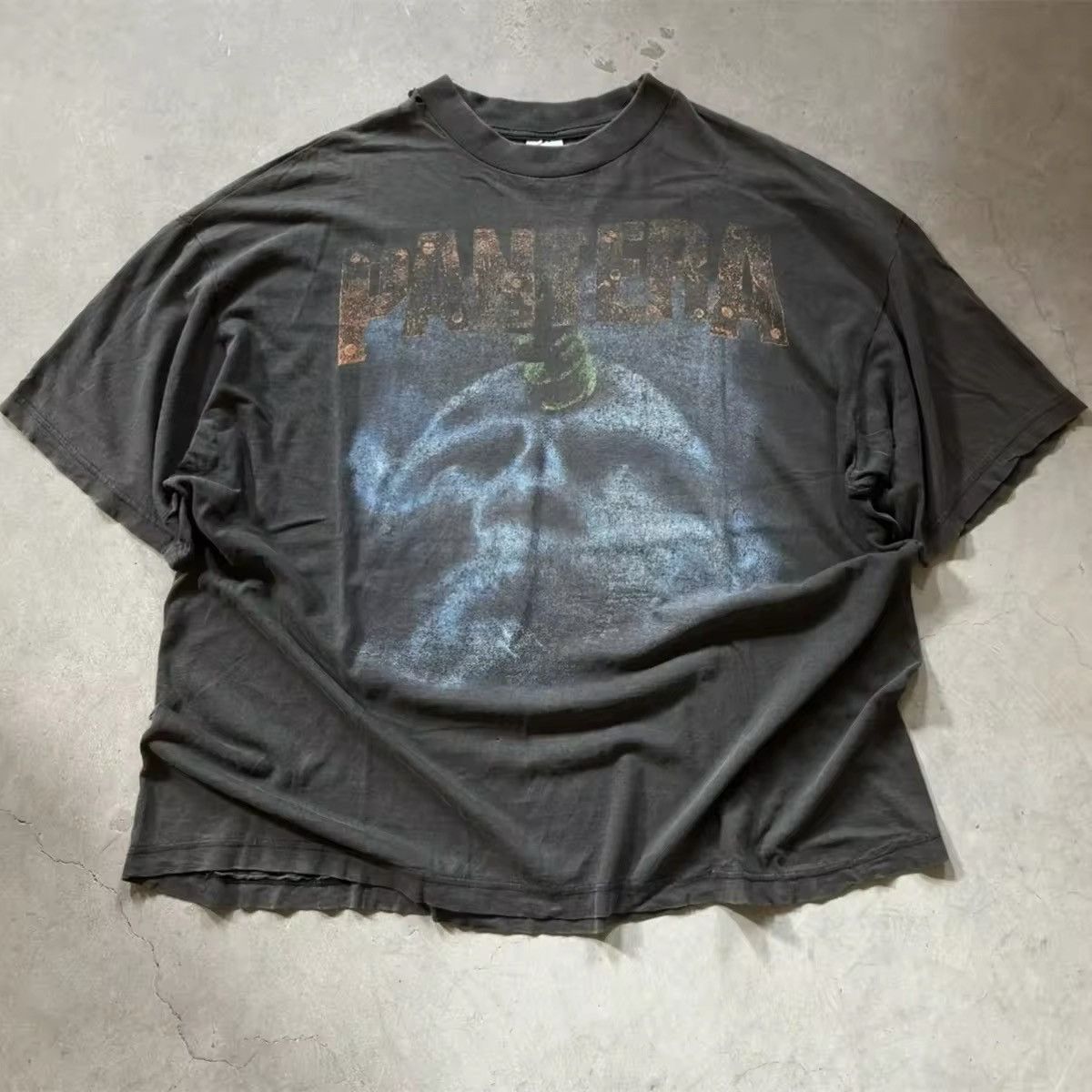 Vintage PANTERA Band Retro Graphic Printed Cotton Tshirt Size US XL / EU 56 / 4 - 1 Thumbnail