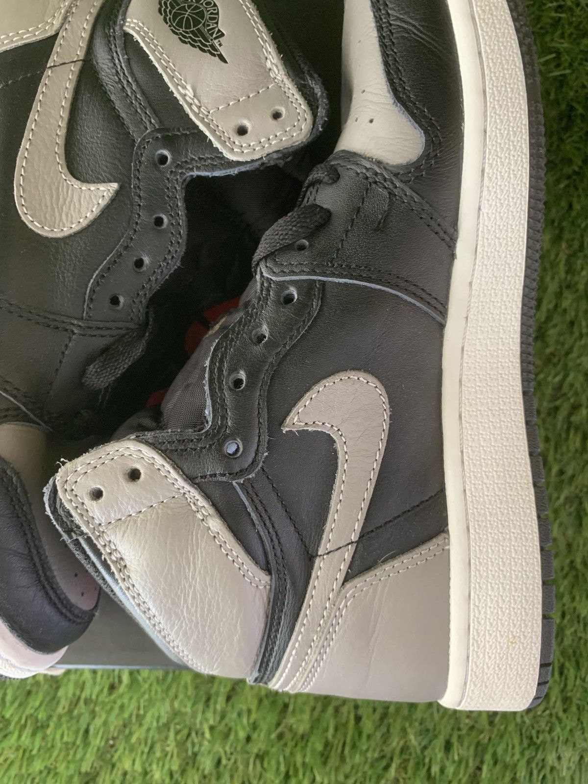 Jordan Brand Air Jordan 1 "Shadow" GS Size US 5 / EU 37 - 4 Thumbnail
