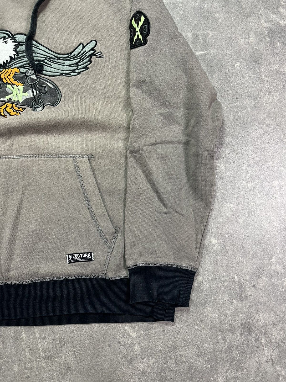 Zoo York 00s Zoo York Skating Eagle Faded Embroidered Hoodie L Y2K Size US L / EU 52-54 / 3 - 5 Thumbnail