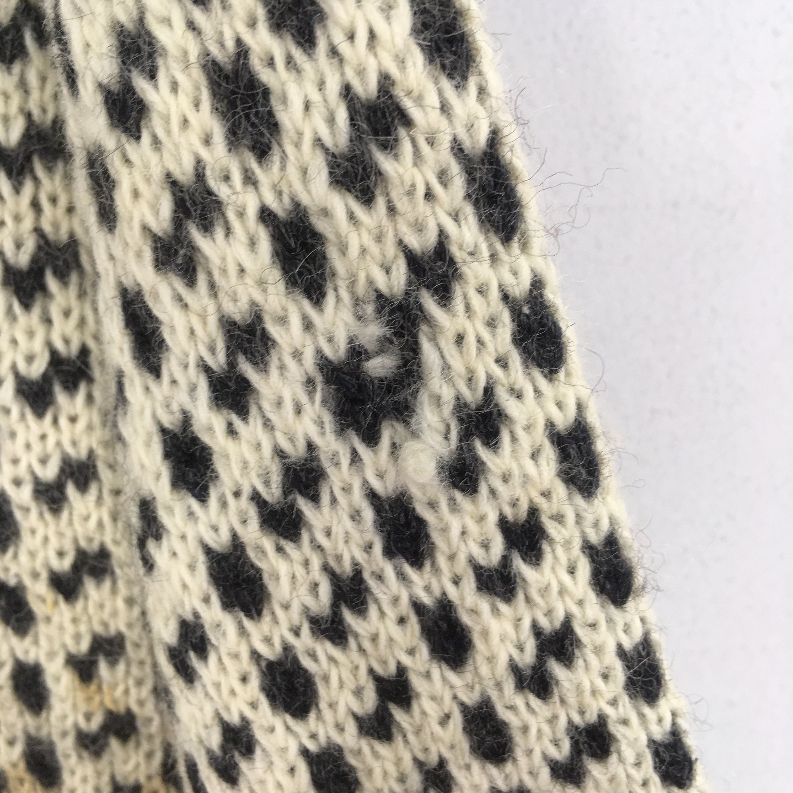 L.L. Bean Vintage 90's LL Bean Usa White Black Wool Sweatshirt - 604 Size US L / EU 52-54 / 3 - 8 Thumbnail