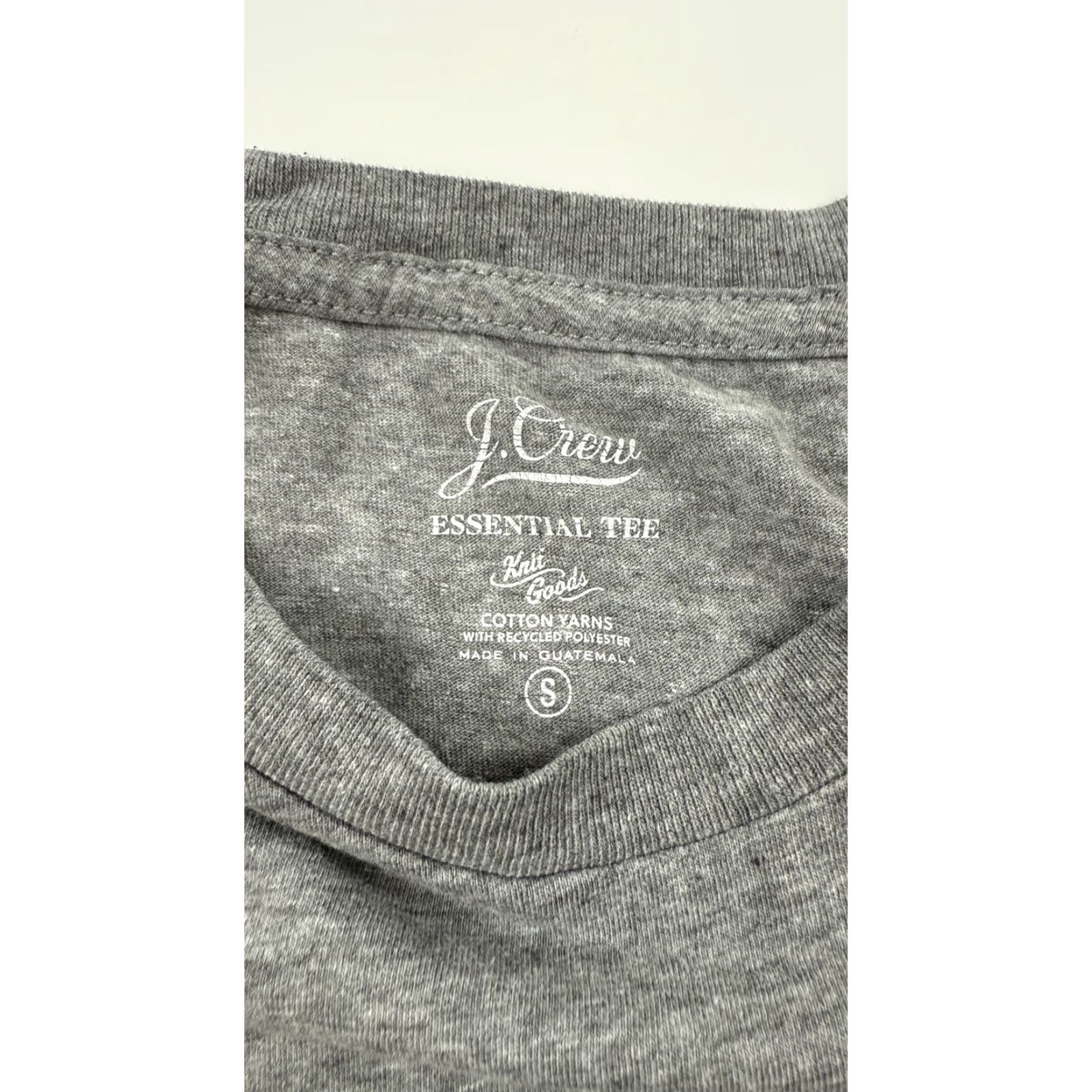 J.Crew J.Crew Shirt Mens Small Gray Essential Tee Long Sleeve Knit Crewneck Soft Top Size US S / EU 44-46 / 1 - 2 Thumbnail