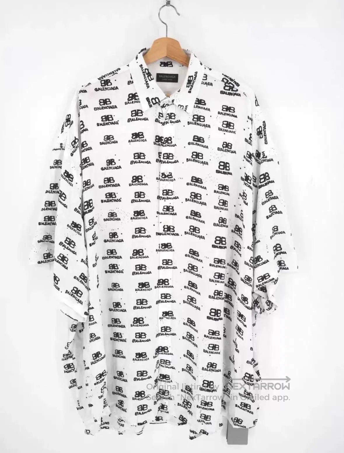 Balenciaga balenciaga oversized all over logo shirt. Size US M / EU 48-50 / 2 - 2 Thumbnail