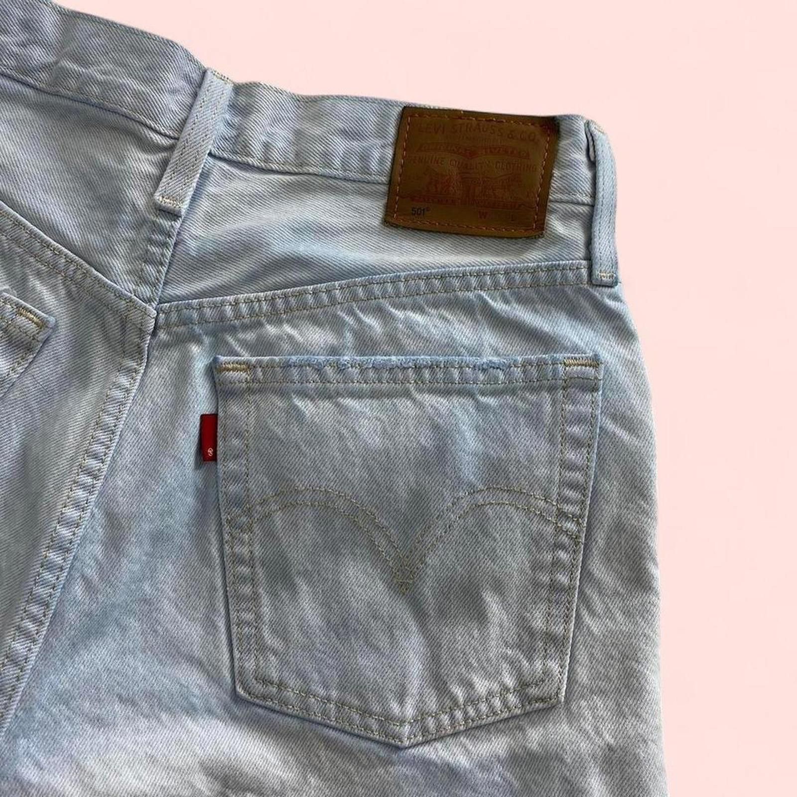 Levi's Vintage Levi’s 501 - mid rise denim shorts Size 42" / US 20 - 3 Thumbnail