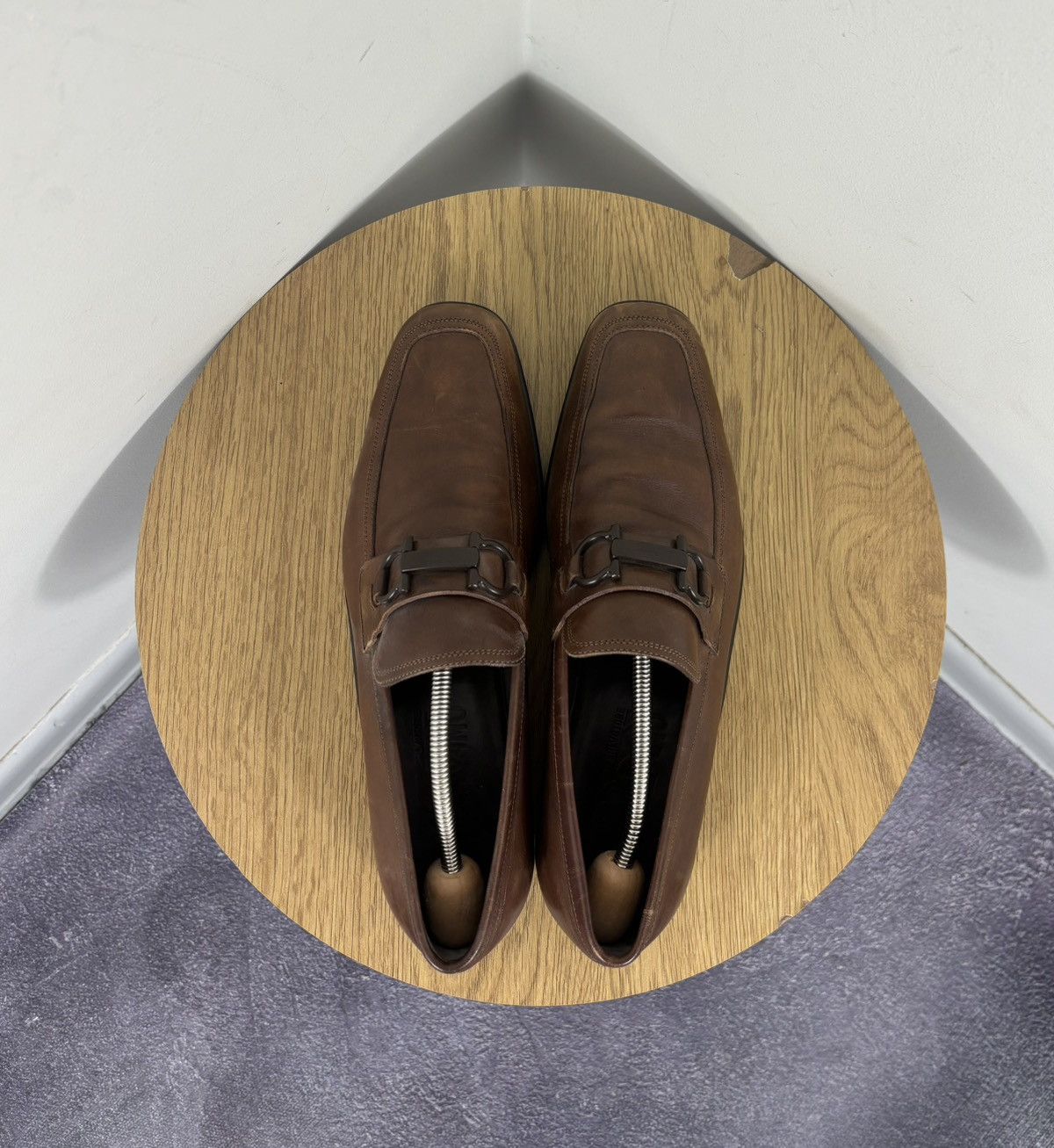 Salvatore Ferragamo Salvatore Ferragamo Men’s Dinamo Gancini Bit Leather Loafers Size US 8.5 / EU 41-42 - 18 Thumbnail