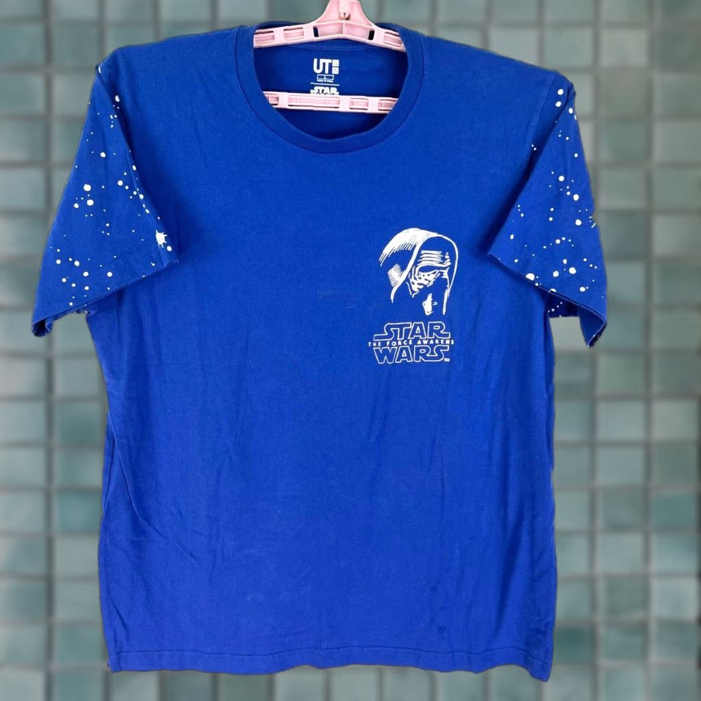 Uniqlo Uniqlo Star Wars The Force Awakens T-Shirt Adult L Blue Size US L / EU 52-54 / 3 - 1 Thumbnail