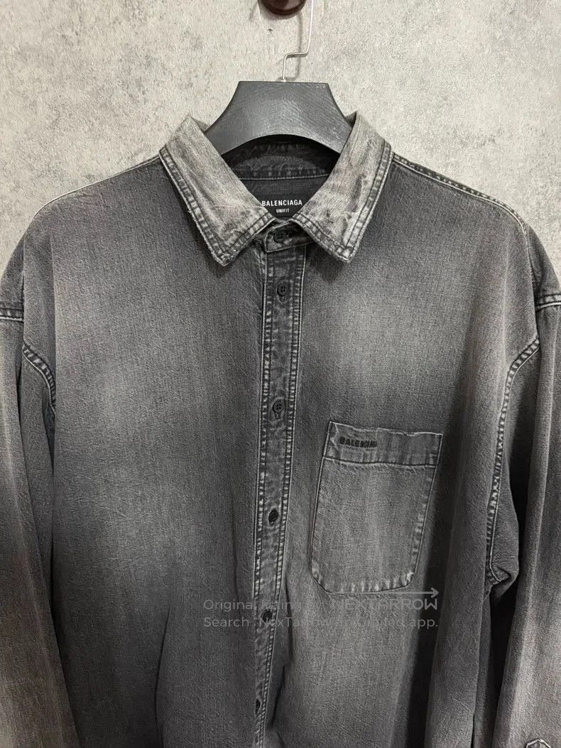 Balenciaga Balenciaga Embroidered Logo Distressed Shirt. Size US M / EU 48-50 / 2 - 2 Thumbnail