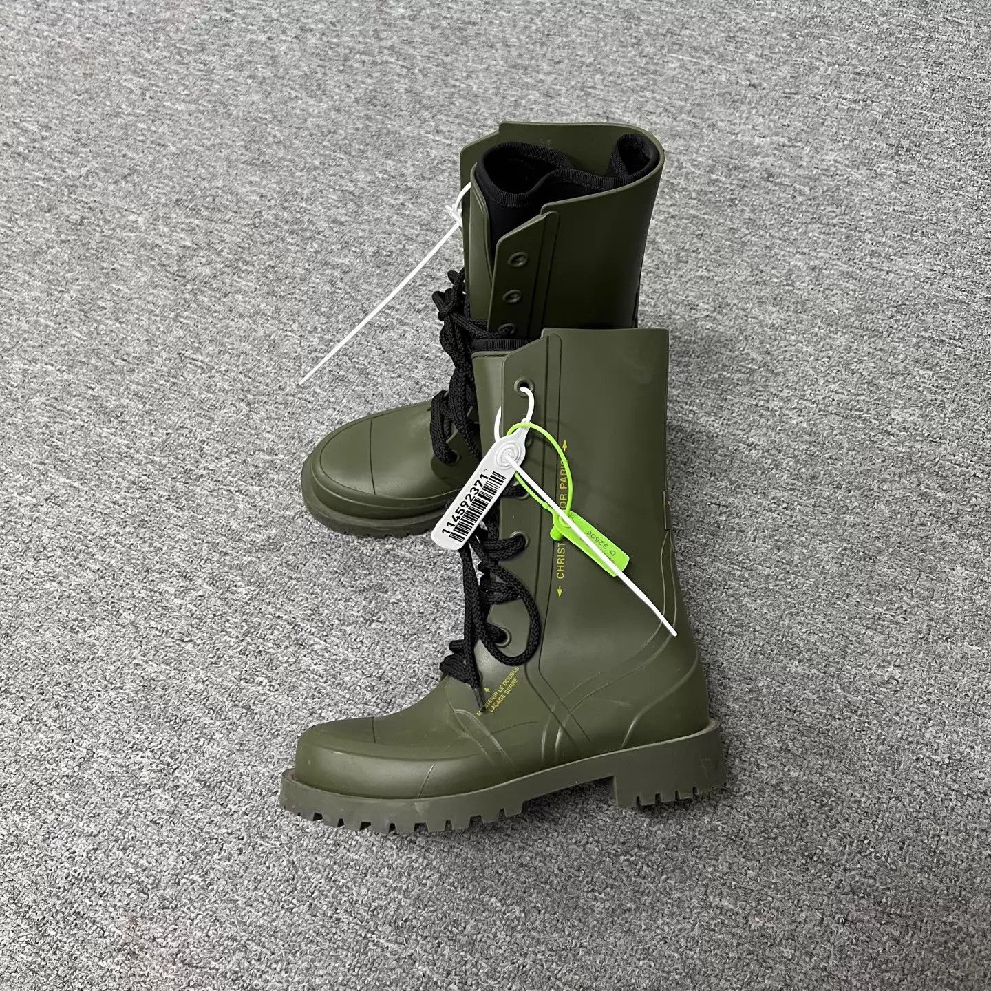 Dior Dior bee heel military green boots EUR36 99new Size US 5.5 / IT 35.5 - 1 Thumbnail
