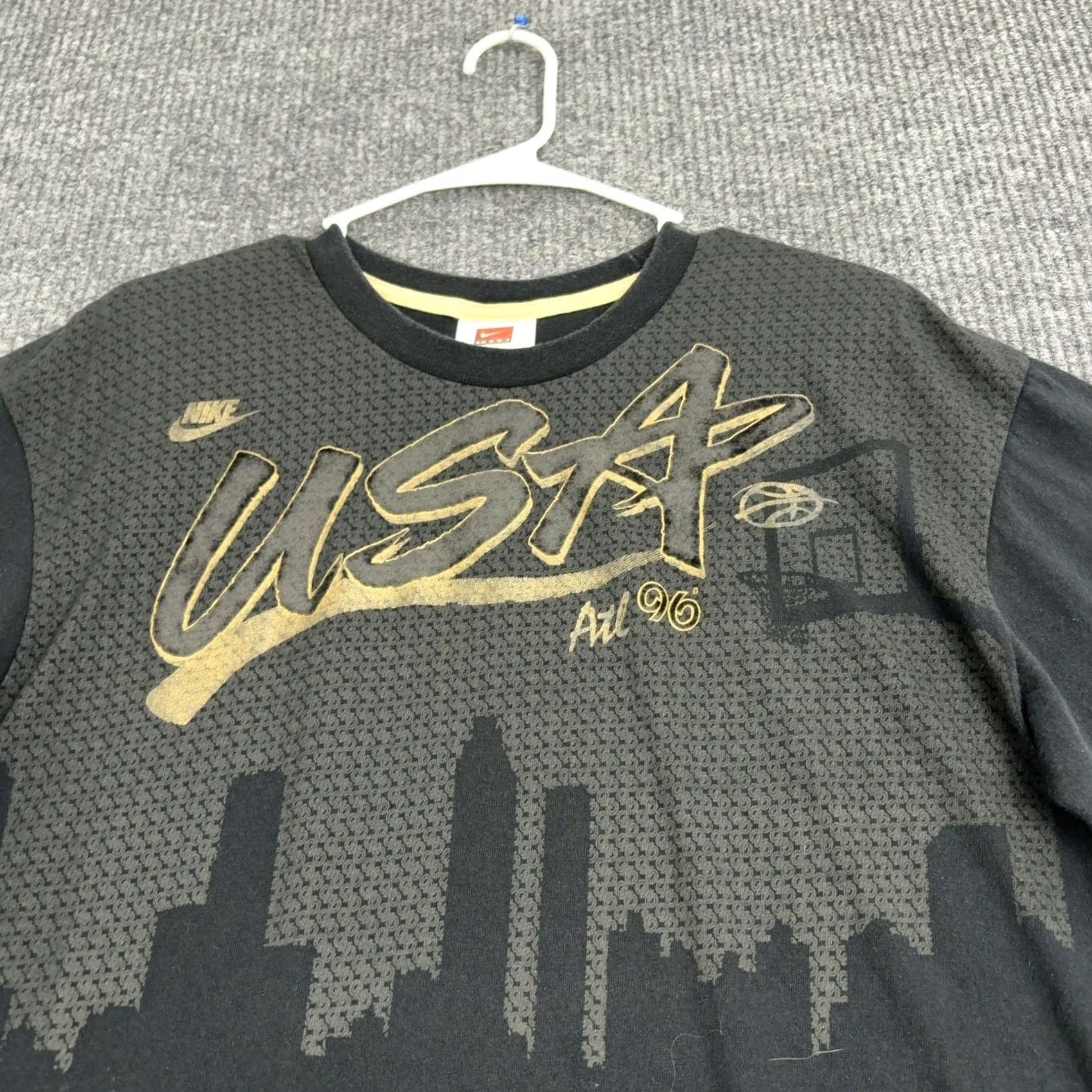 Nike VINTAGE Nike T Shirt Mens L Black 1996 Olympics Streetwear Graphic Tee Sportswear shirt Size US L / EU 52-54 / 3 - 3 Thumbnail