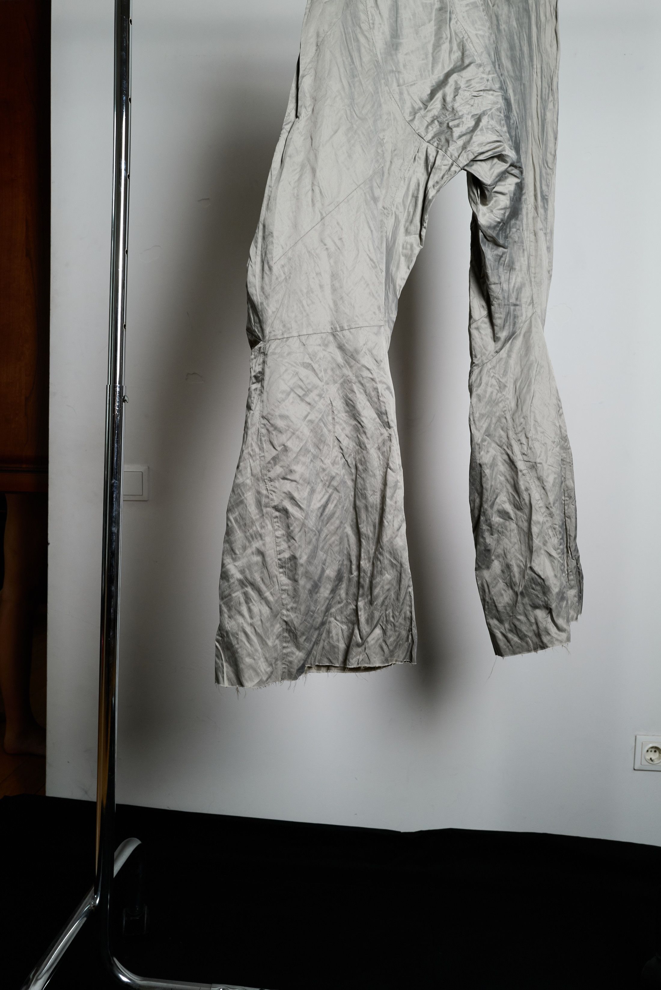 Other NKTRMNV assymetric nylon pants Size US 30 / EU 46 - 13 Thumbnail