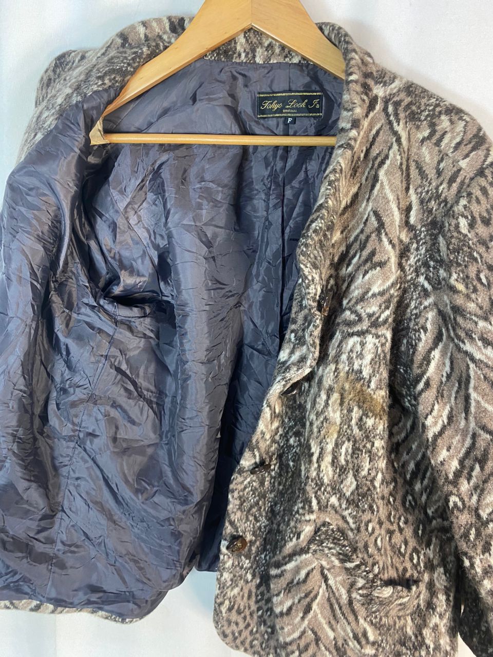 Japanese Brand Leopard fullprint button up jacket by Tokyo look Size L / US 10 / IT 46 - 7 Thumbnail