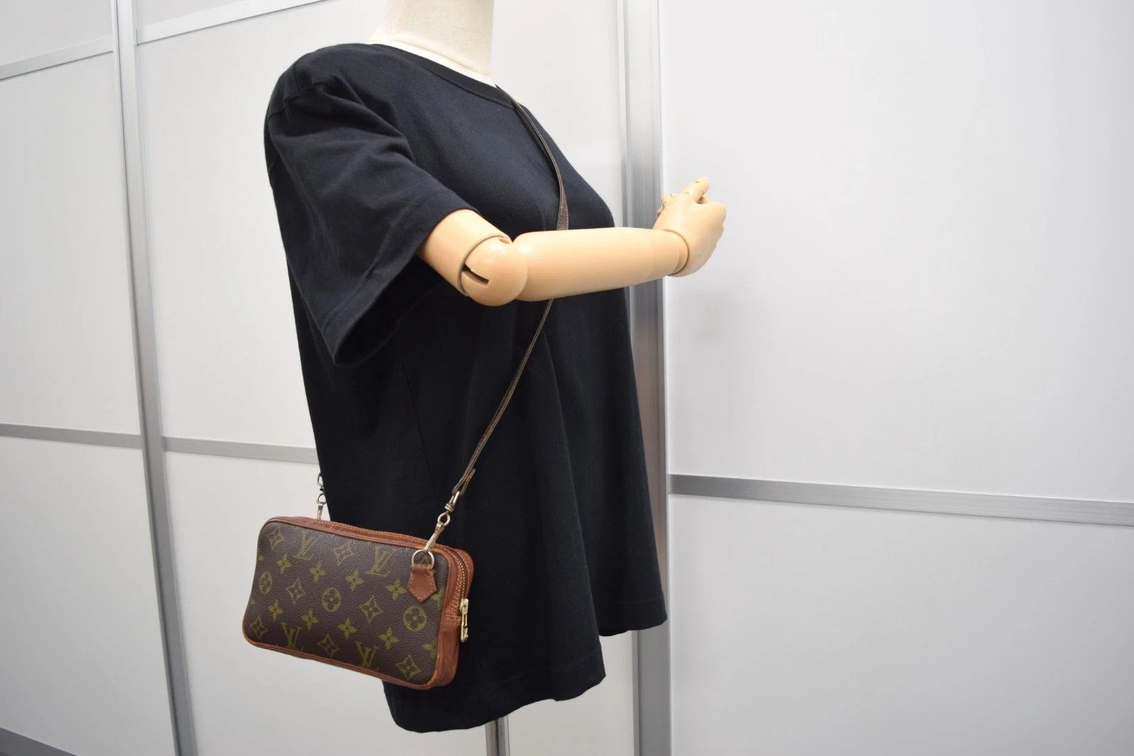 Louis Vuitton Louis Vuitton Purse Marly Bandouliere Bag Monogram M51828 Size ONE SIZE - 2 Thumbnail