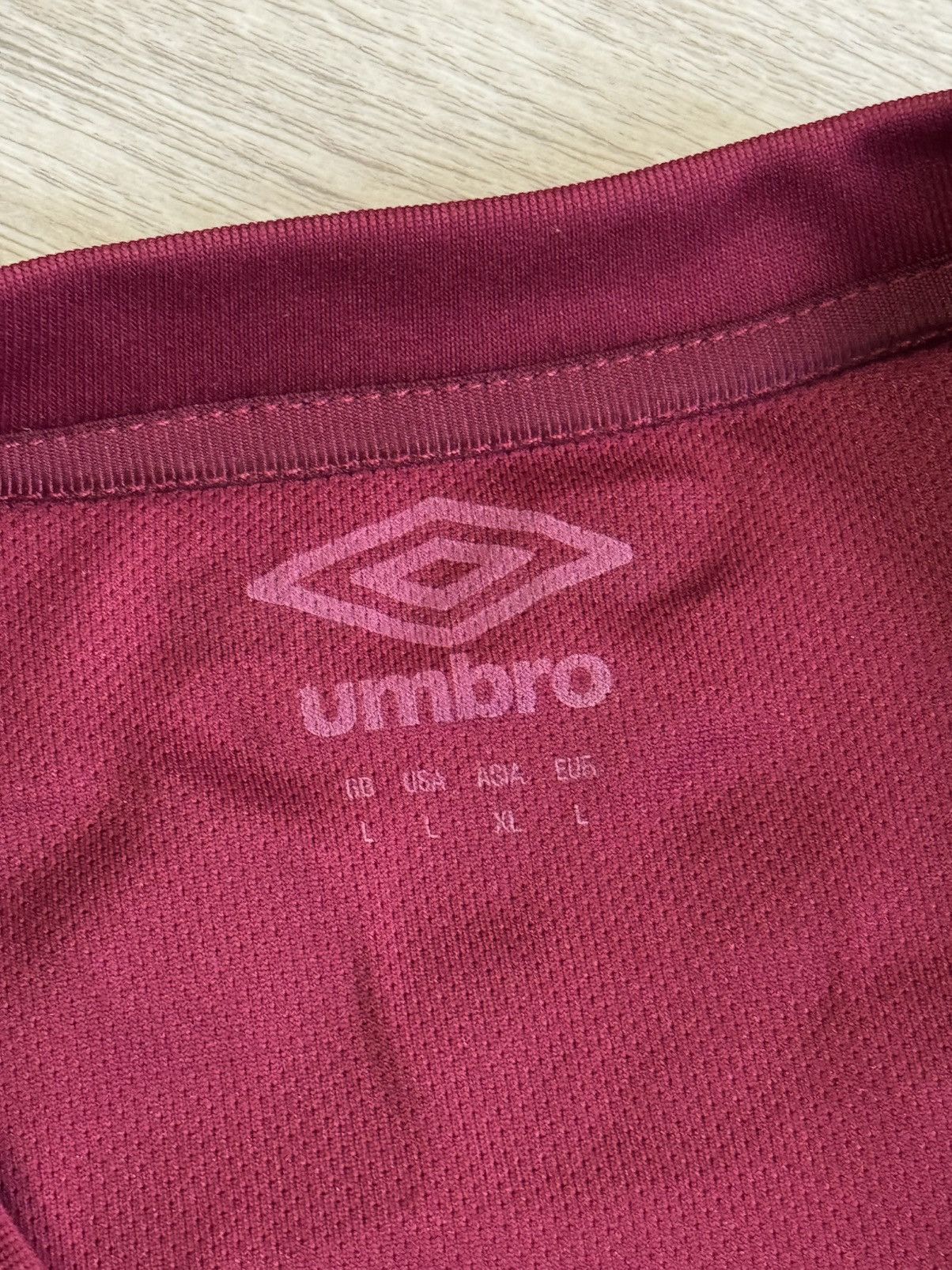 Umbro Official Umbro West Ham United Trevor Brooking Soccer jersey Size US L / EU 52-54 / 3 - 6 Thumbnail