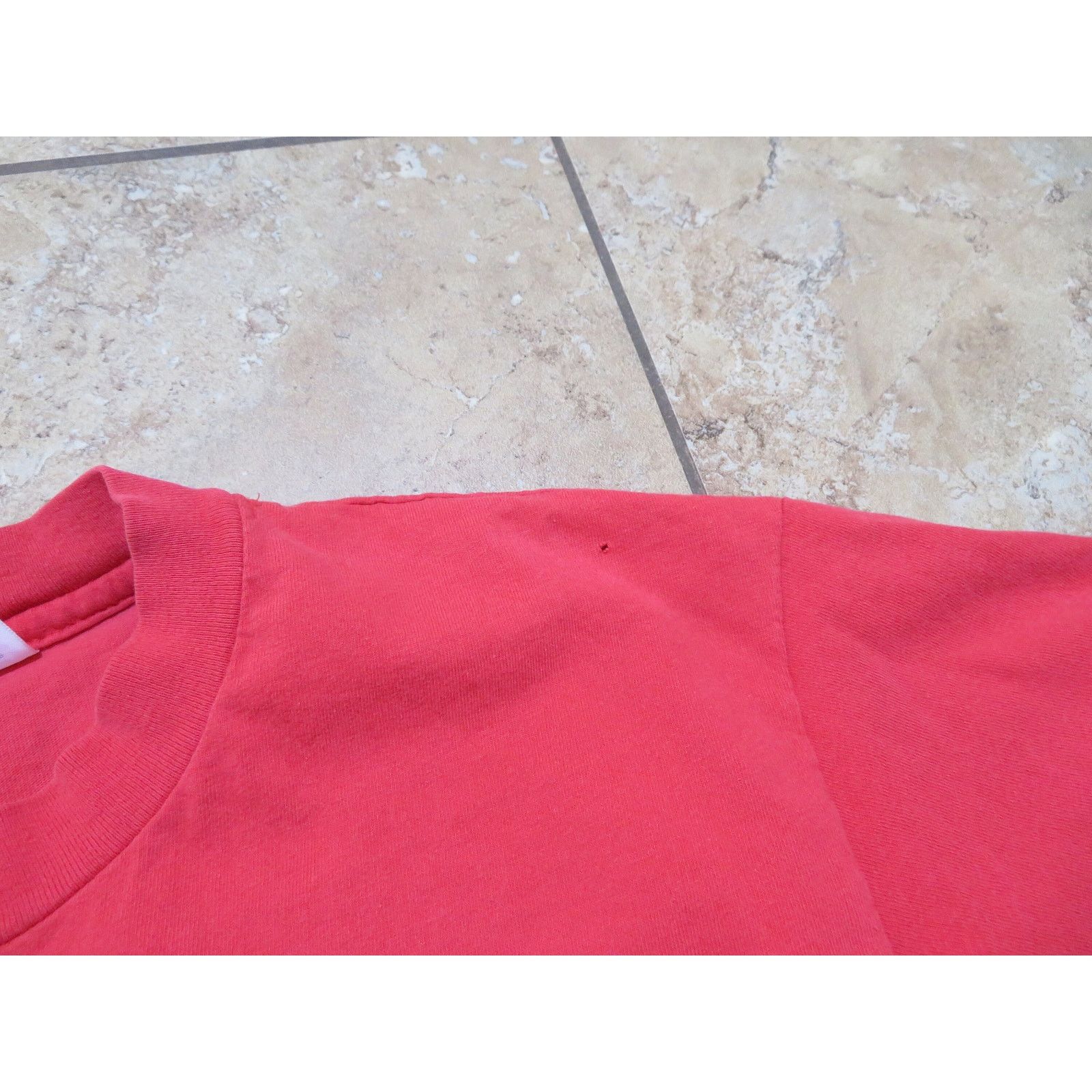 Hanes 90s Chicago Bulls Red White Black T-shirt Sz L Hanes Size US L / EU 52-54 / 3 - 5 Thumbnail