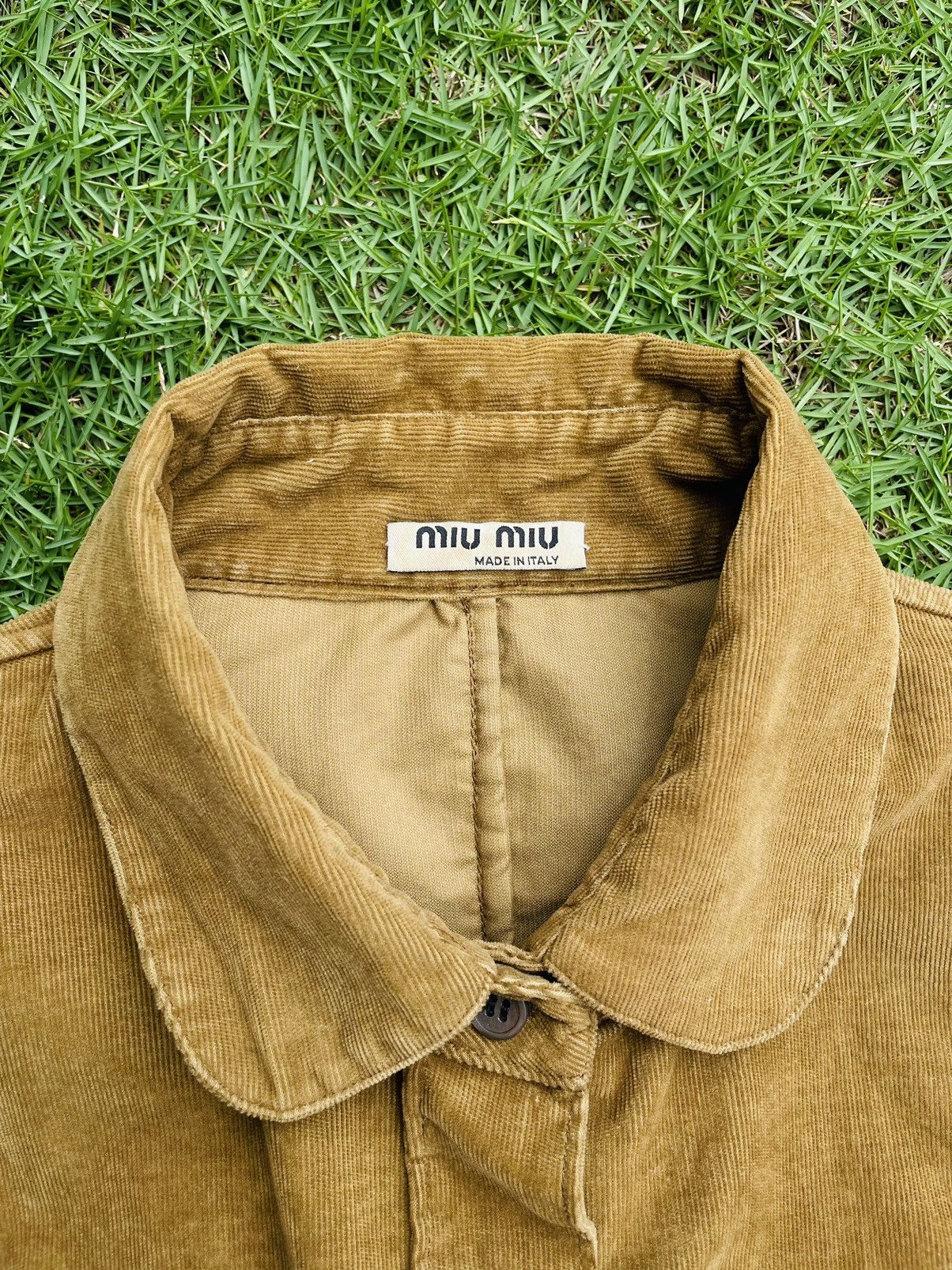 Miu Miu 🔥MIU MIU Iconic Corduroy Shirt🔥 Size M / US 6-8 / IT 42-44 - 5 Thumbnail