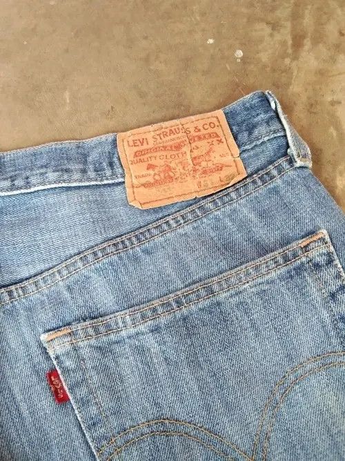 Levi's Vintage Levis 501 Washed Straight Leg Distressed Jeans 34x32 Size US 34 / EU 50 - 5 Thumbnail