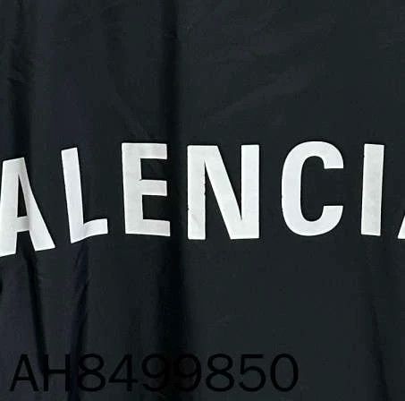 Balenciaga Balenciaga Back logo coat 2501-Nextarrow Size XXS / US 00 / IT 34 - 5 Thumbnail