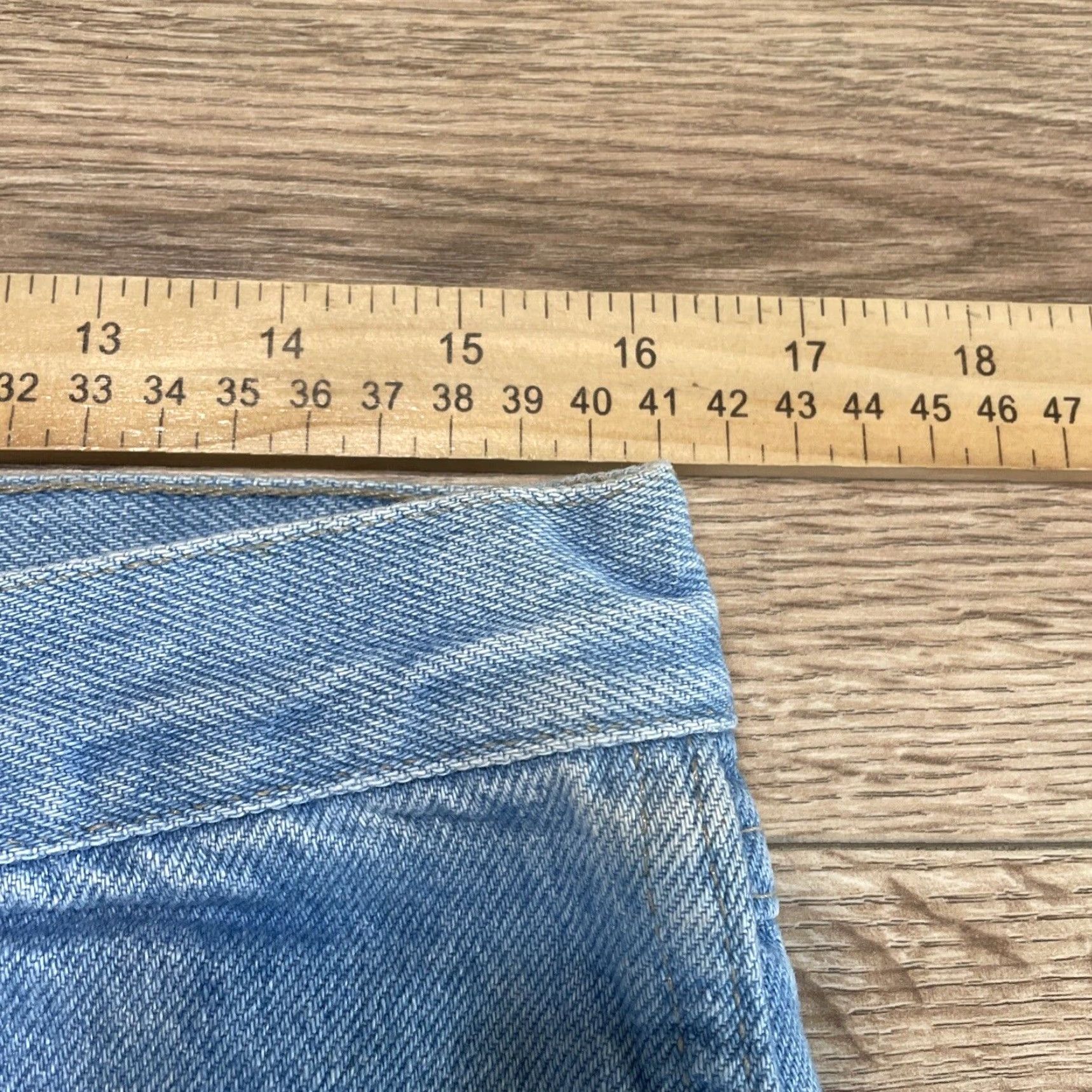 Wrangler WRANGLER Light Wash Straight Leg Jeans Size 32x32 Mens Blue Size US 32 / EU 48 - 4 Thumbnail