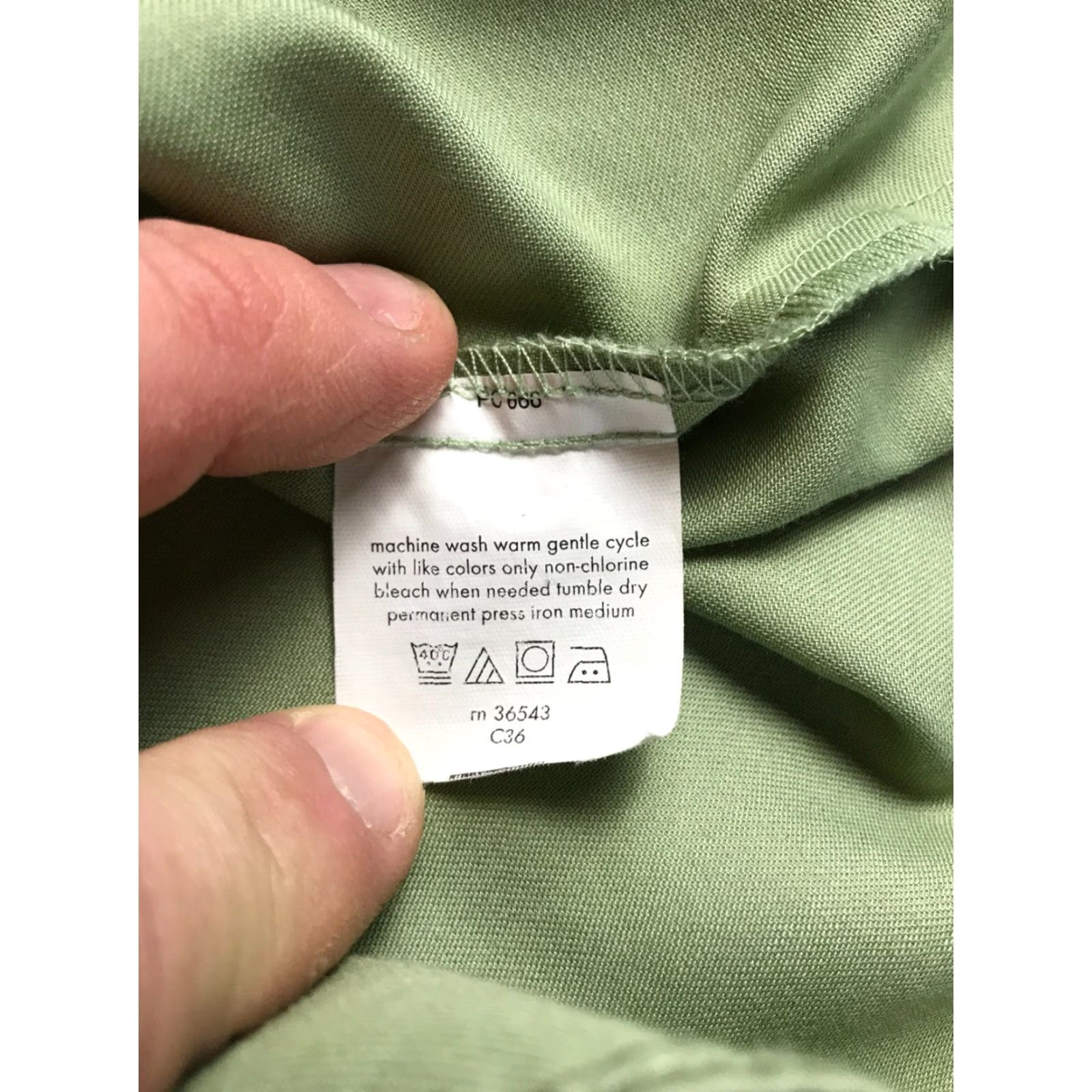 Geoffrey Beene Geoffrey Beene Shirt Men's Large 16 32/33 Green Sateen Button-Down Casual Size US L / EU 52-54 / 3 - 6 Thumbnail