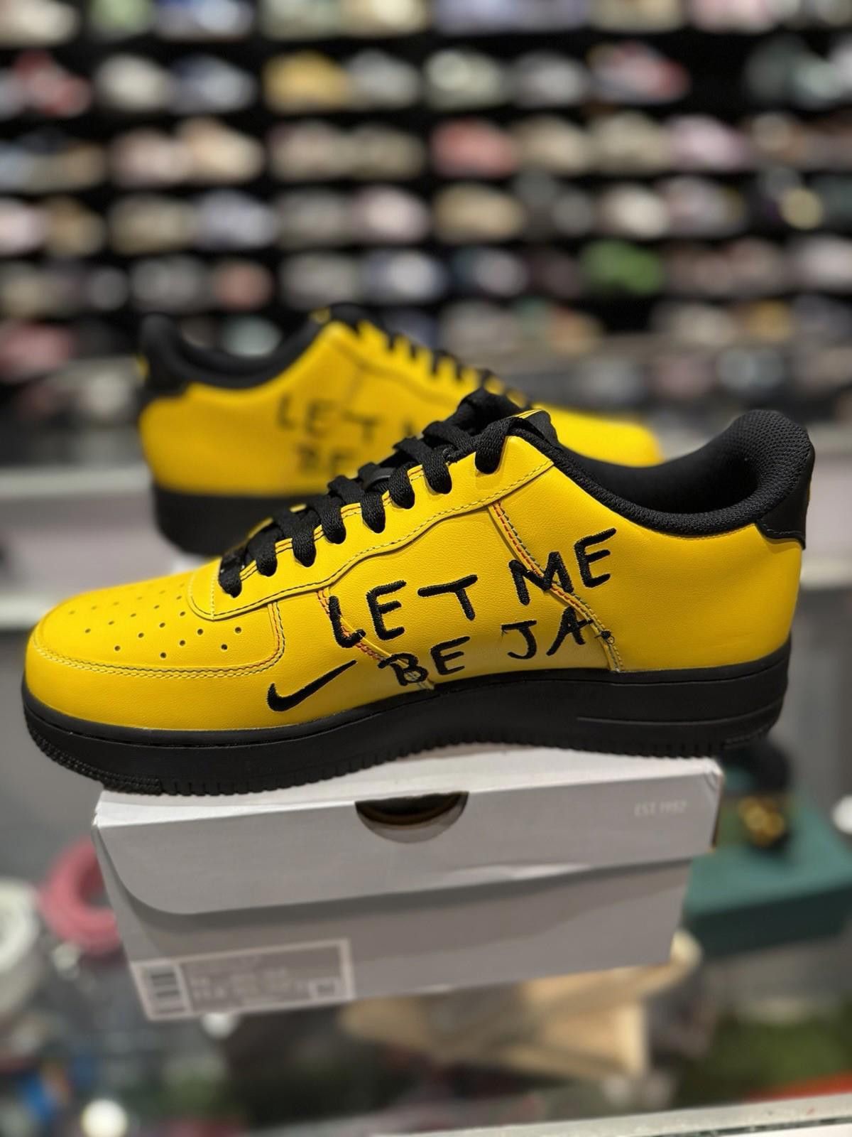 Nike Size 10 - Nike Air Force 1 ‘07 JA IQ2713 700, Brand New Size US 10 / EU 43 - 6 Thumbnail