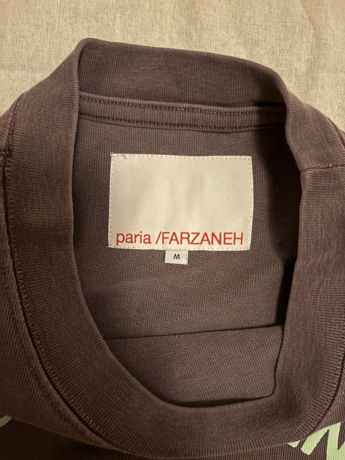 Paria Farzaneh Paria /FARZANEH - Still Standing Graphic T-Shirt Size US M / EU 48-50 / 2 - 4 Thumbnail