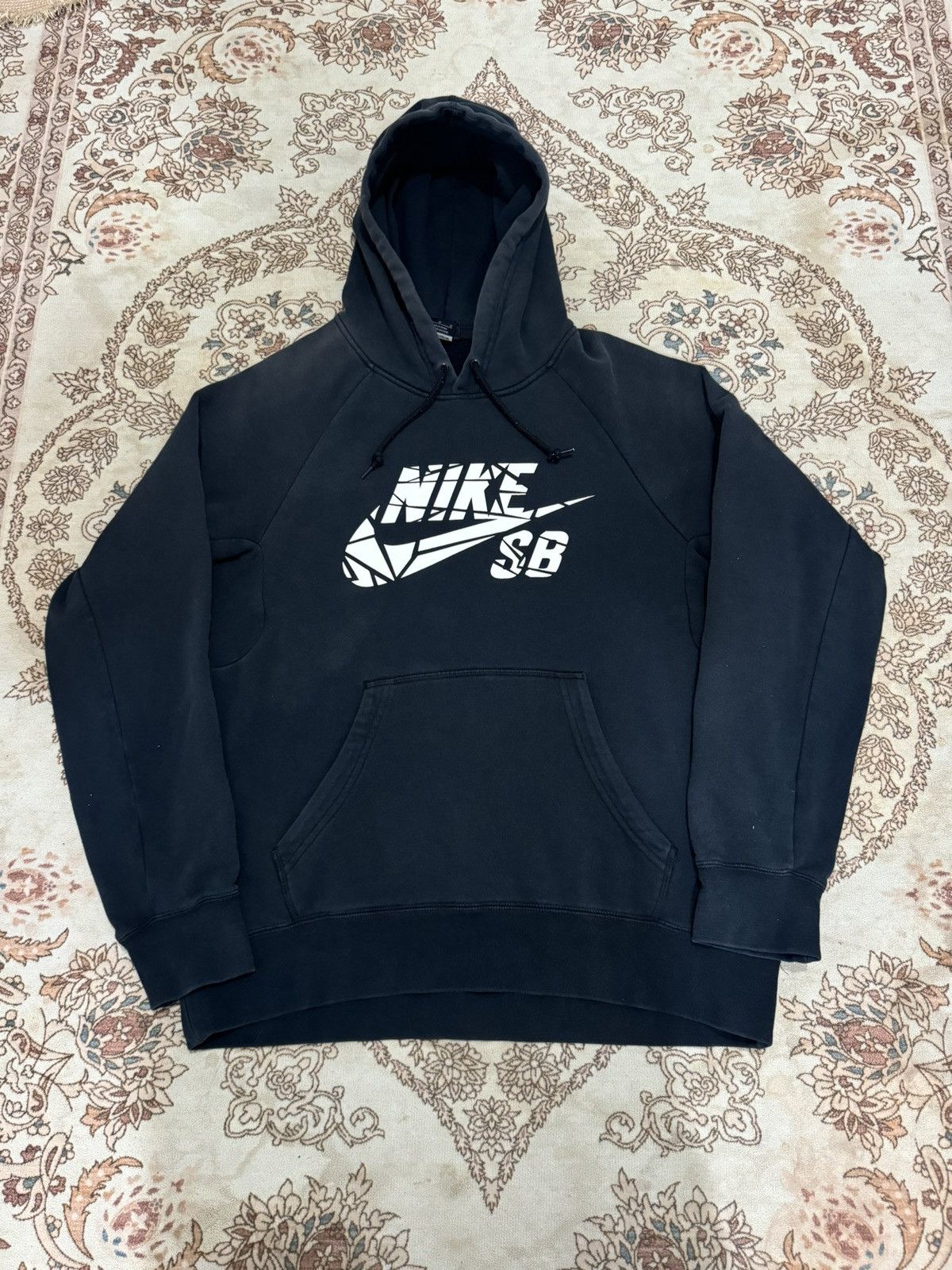 Nike × Vintage Vintage NIKE SB Big Swoosh Hoodie Size US M / EU 48-50 / 2 - 1 Thumbnail